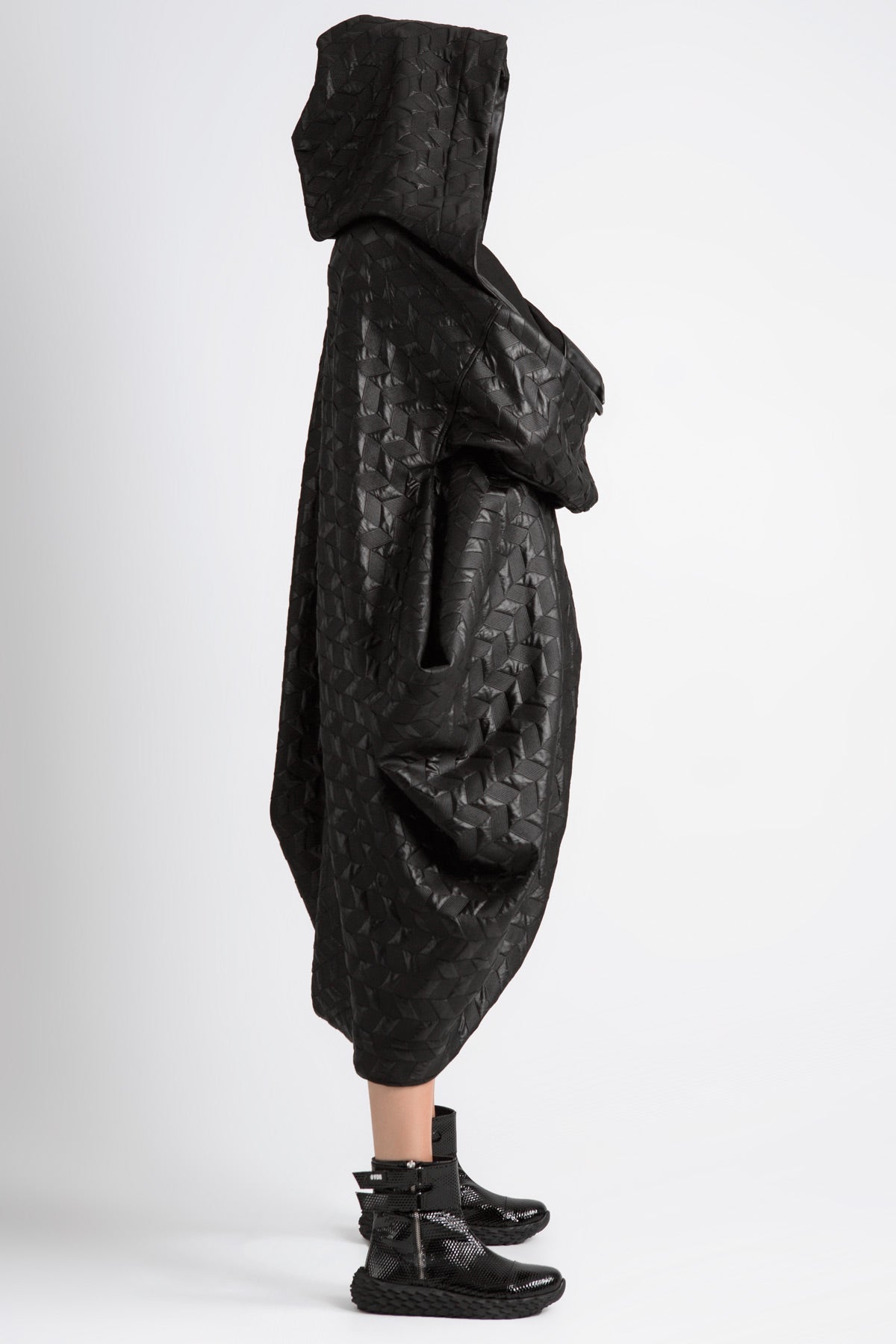 Parlak Siyah Ayakkabi Bali