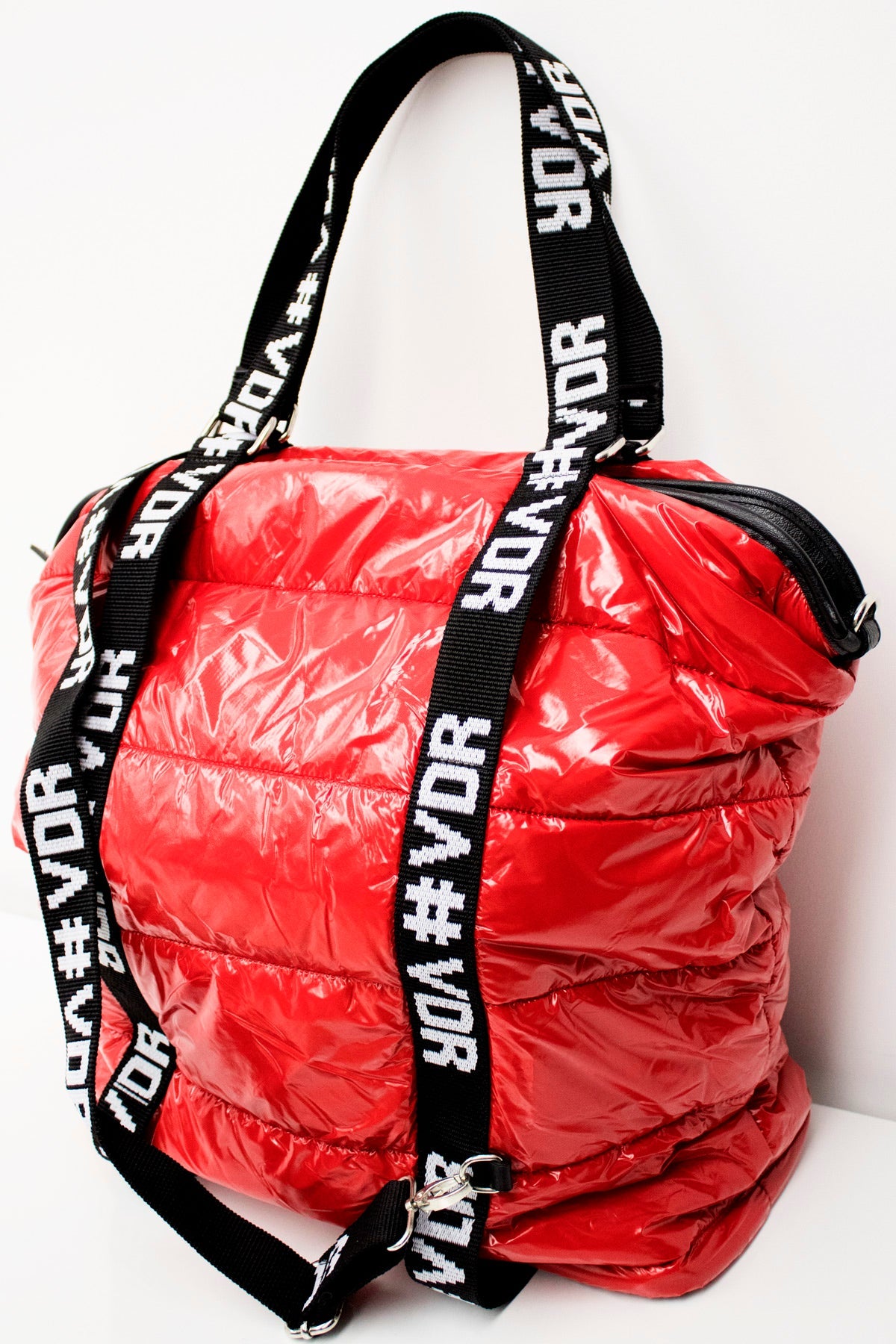 Kirmizi Çanta Batmen