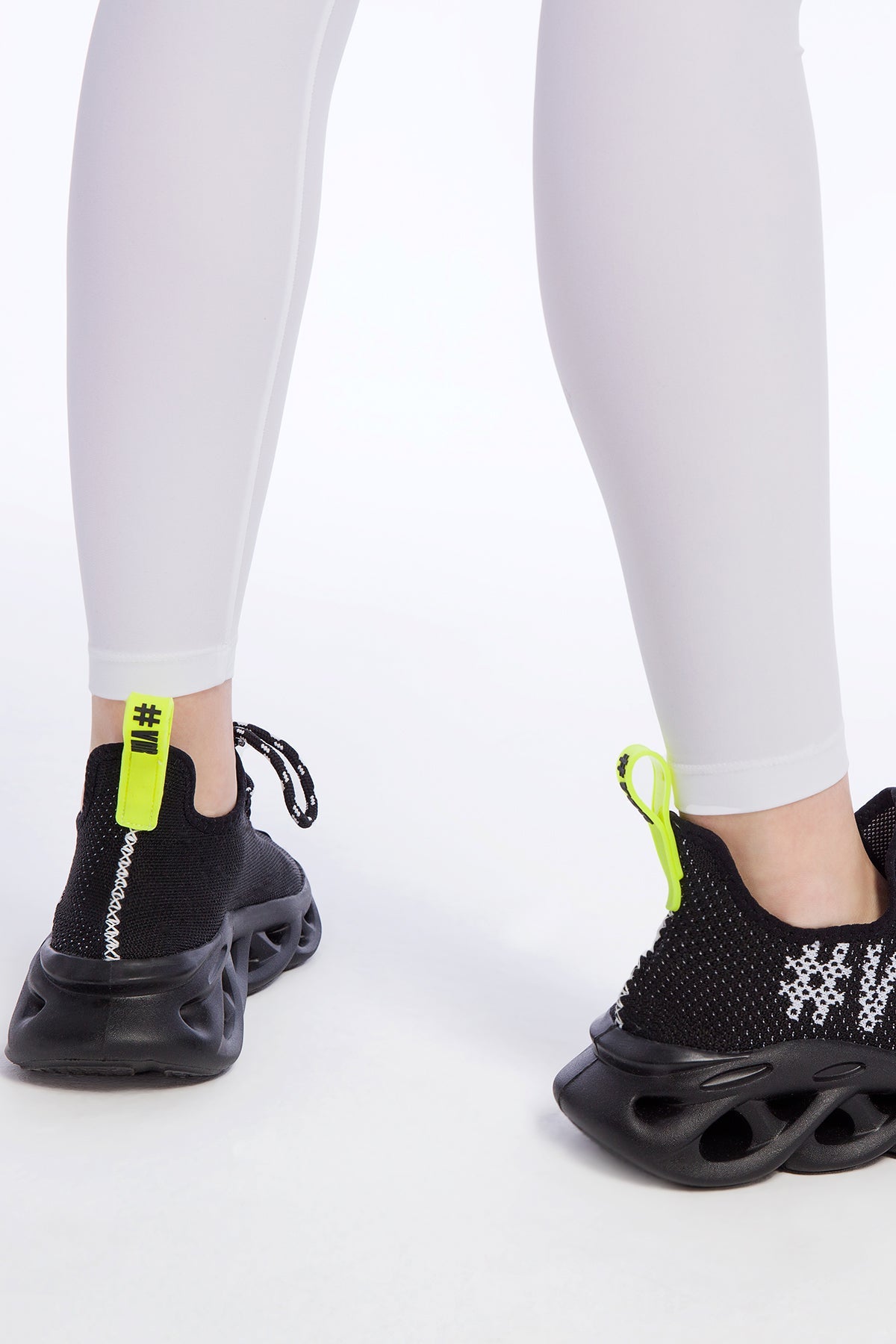 Siyah Ayakkabi Bora2