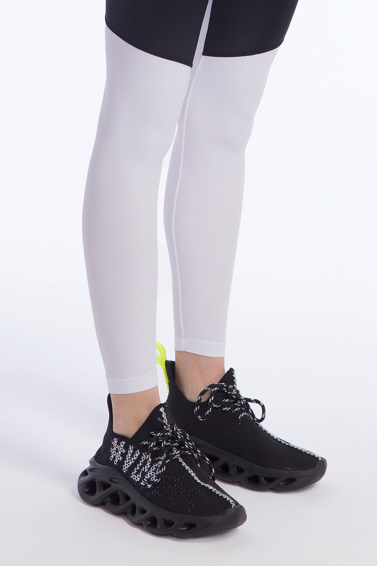 Siyah Ayakkabi Bora2