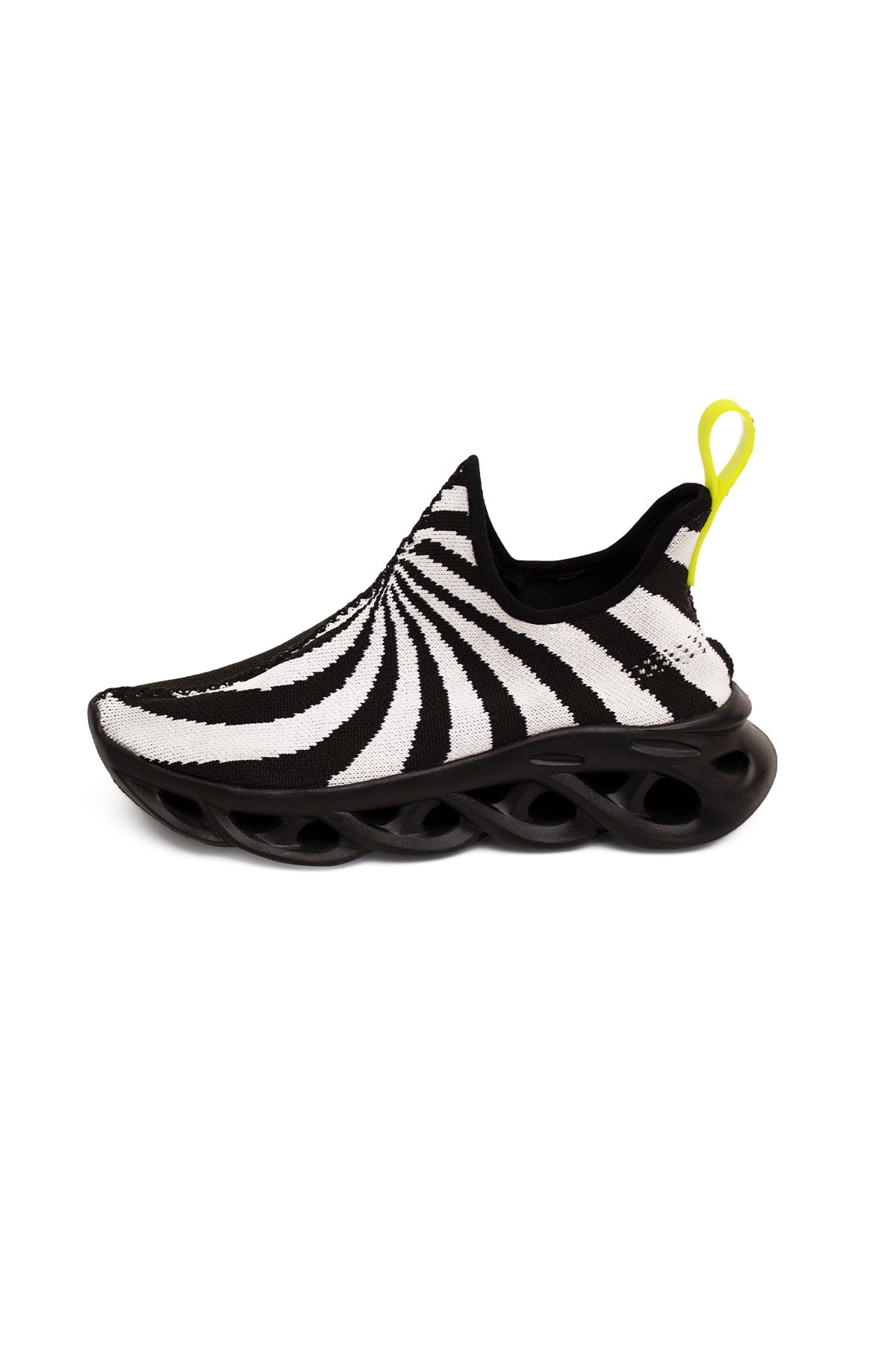 Siyah Beyaz Ayakkabi Borabora