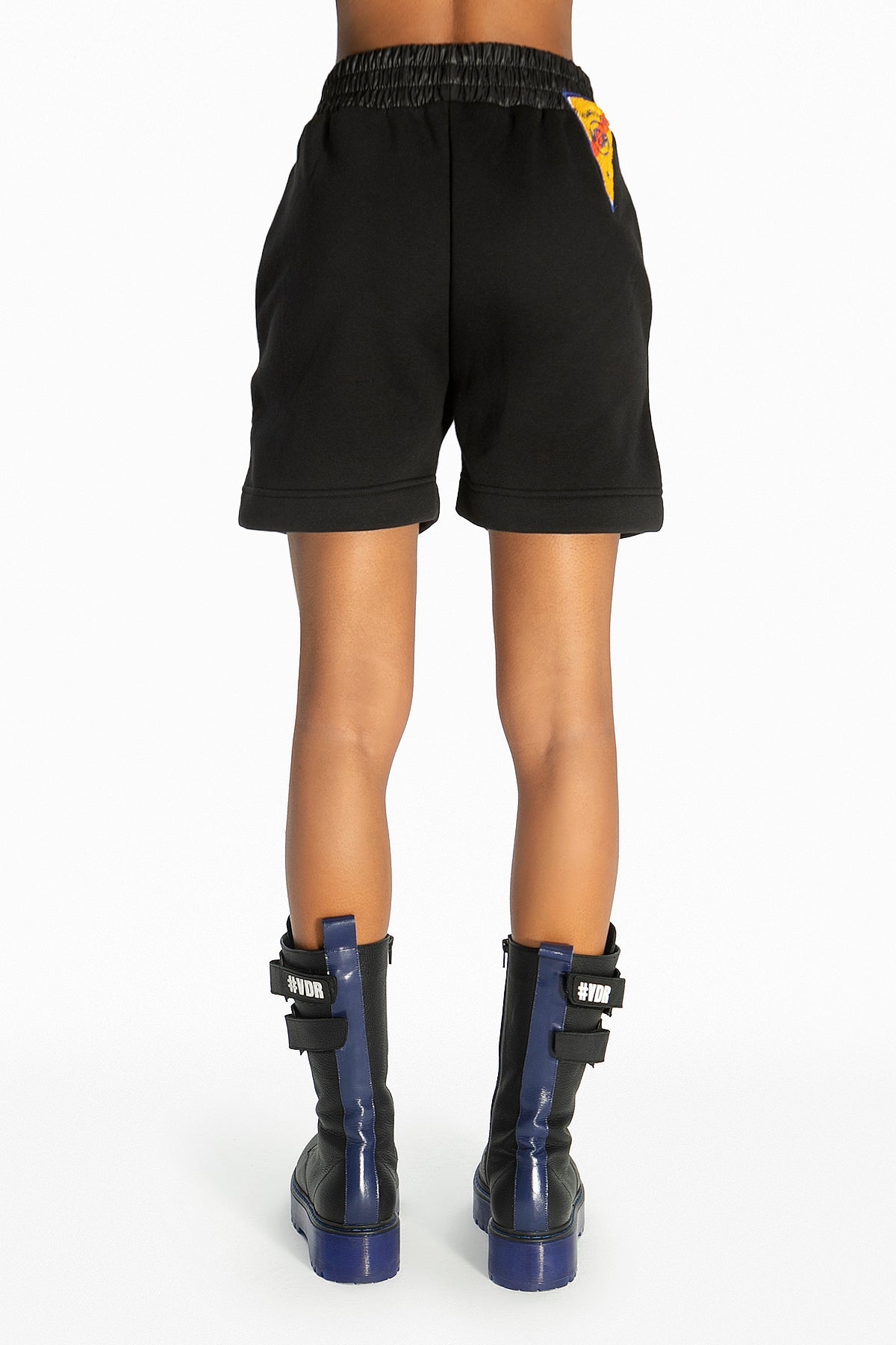 Siyah Saks Mavisi Bot Cairo2