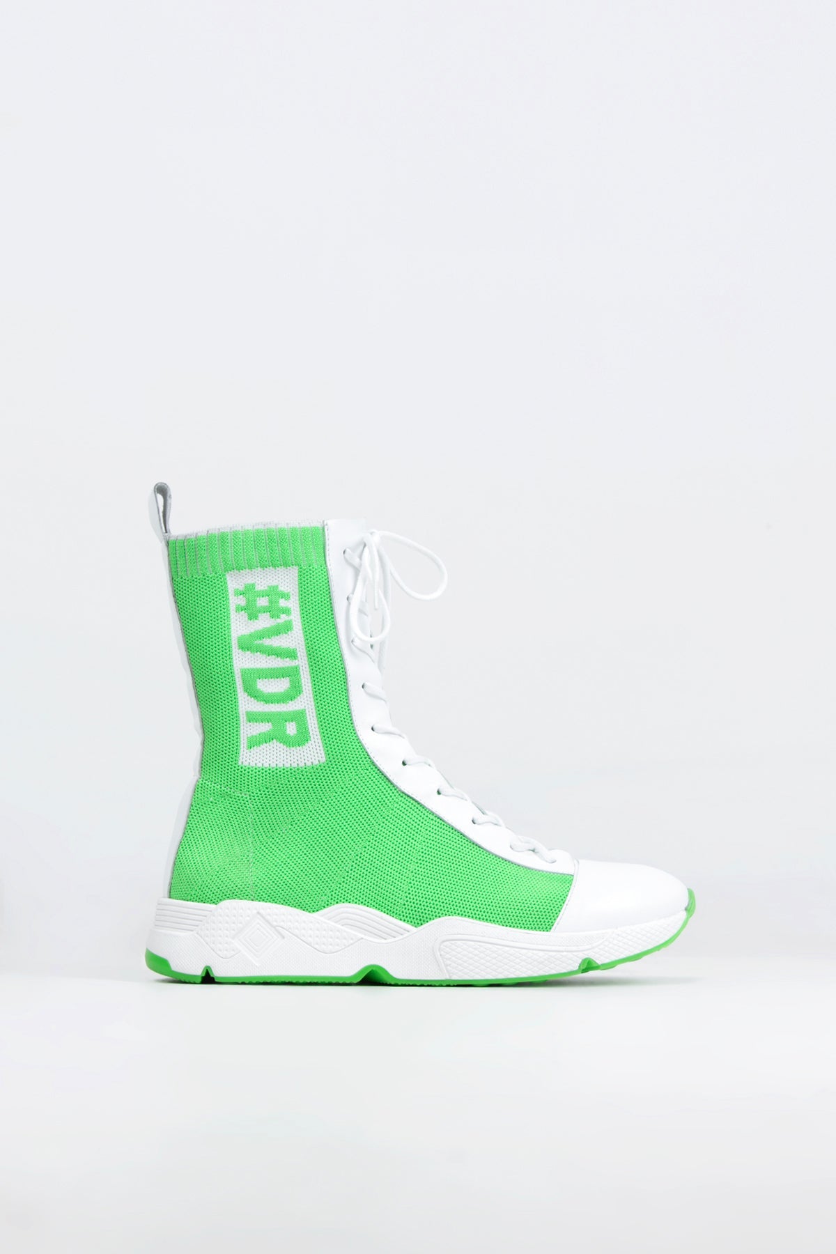 Yesil Beyaz  Ayakkabi Clay