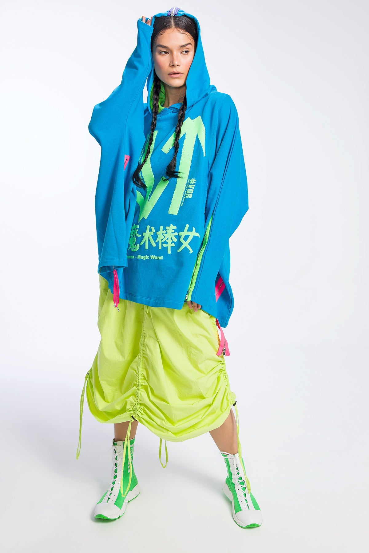 Yesil Beyaz Ayakkabi Clay