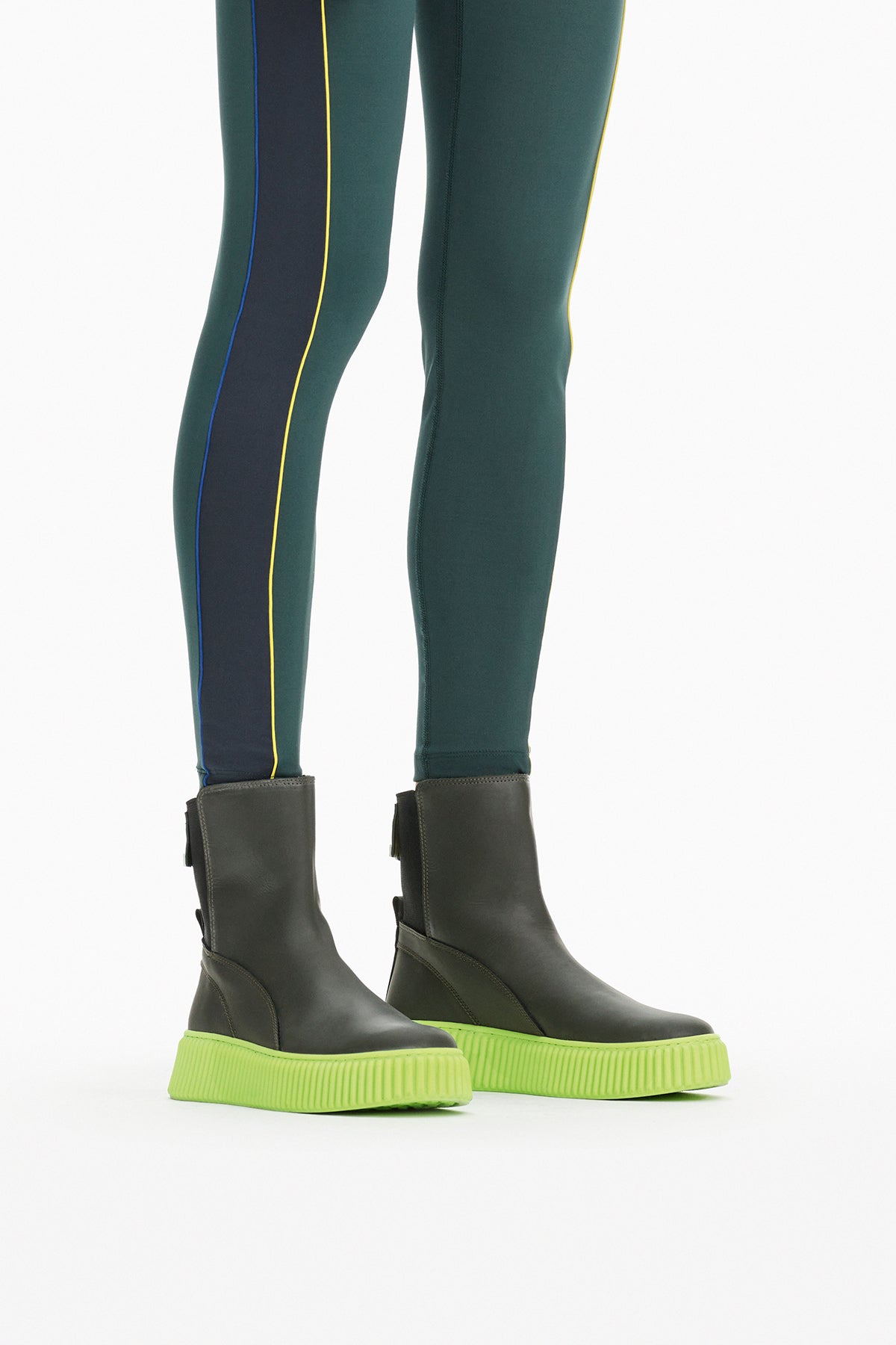 Koyu Yesil Bot Jupiter