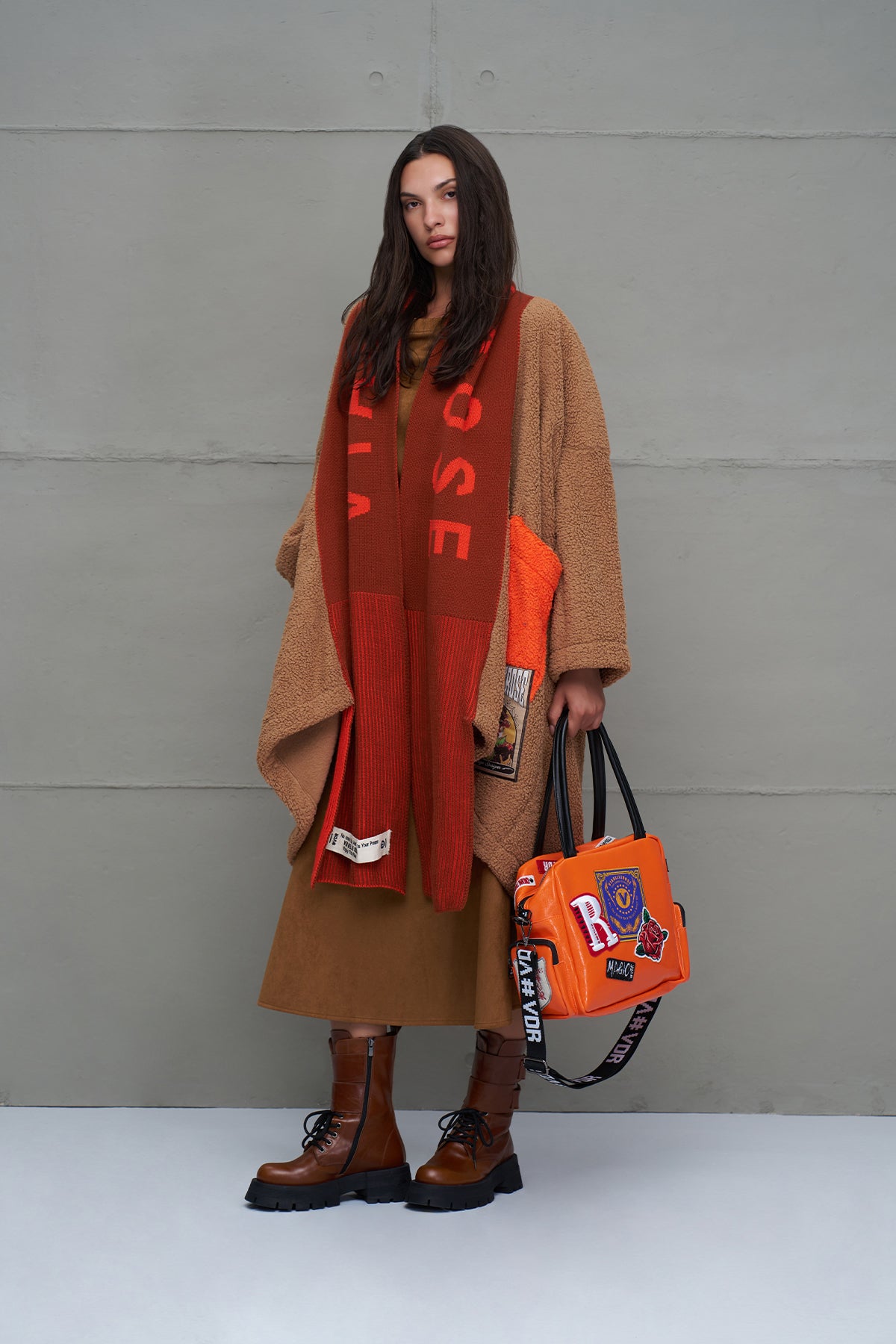 Turuncu Deri Görünümlü Çanta Porto21