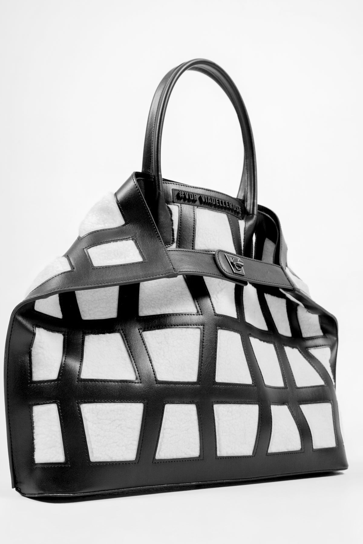 Beyaz Siyah Çanta Shell