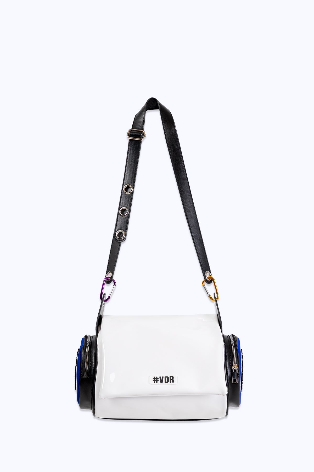 Beyaz Siyah Çanta Stereo