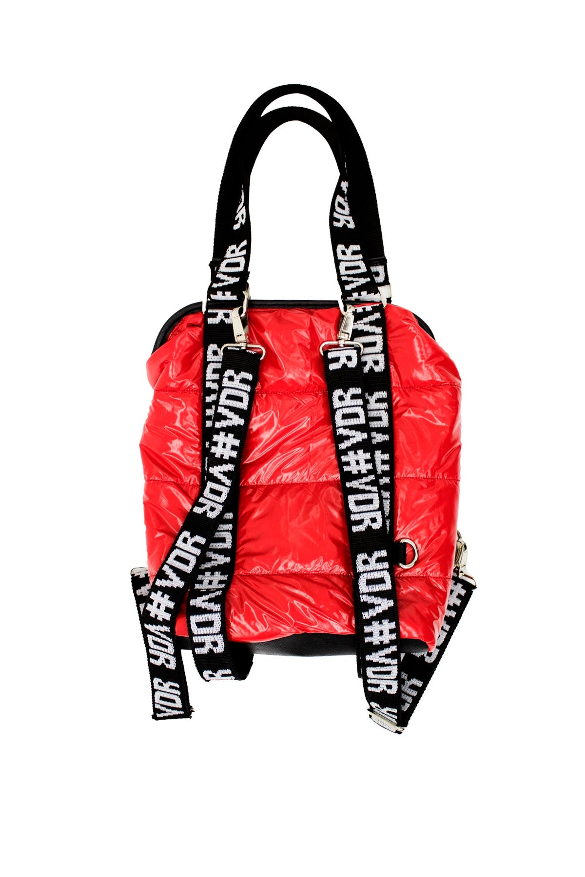 Kirmizi Çanta Strange