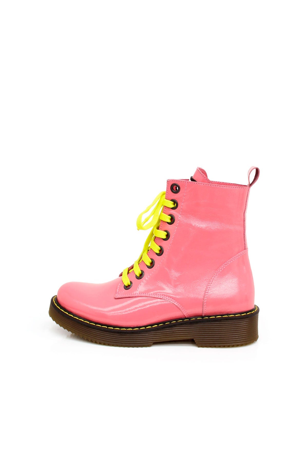 Pembe Bot Student