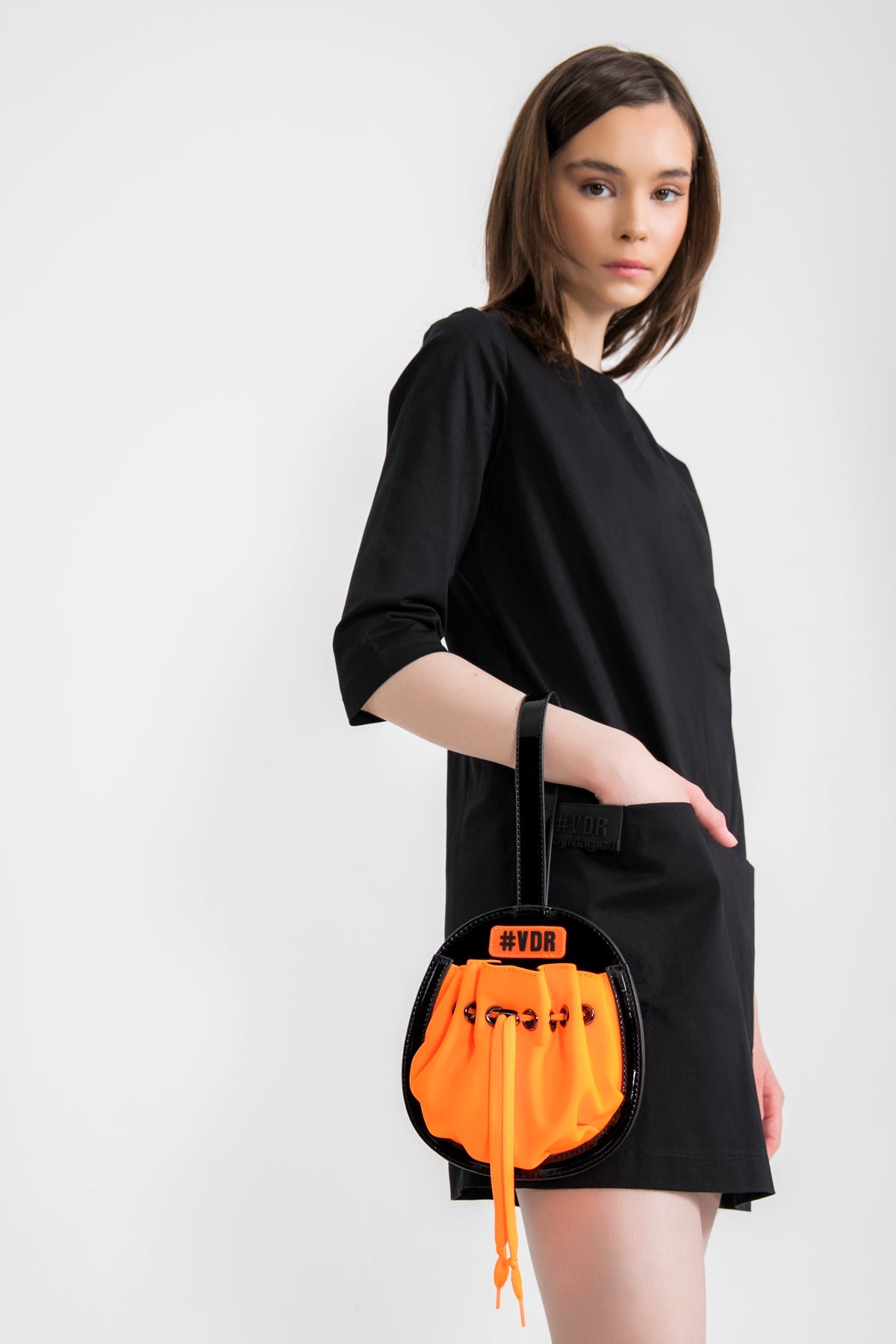 Turuncu Siyah Çanta T1