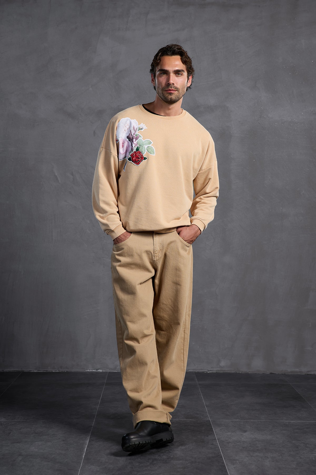 Bej Sıfır Yaka Baskılı  Sweatshirt 10001