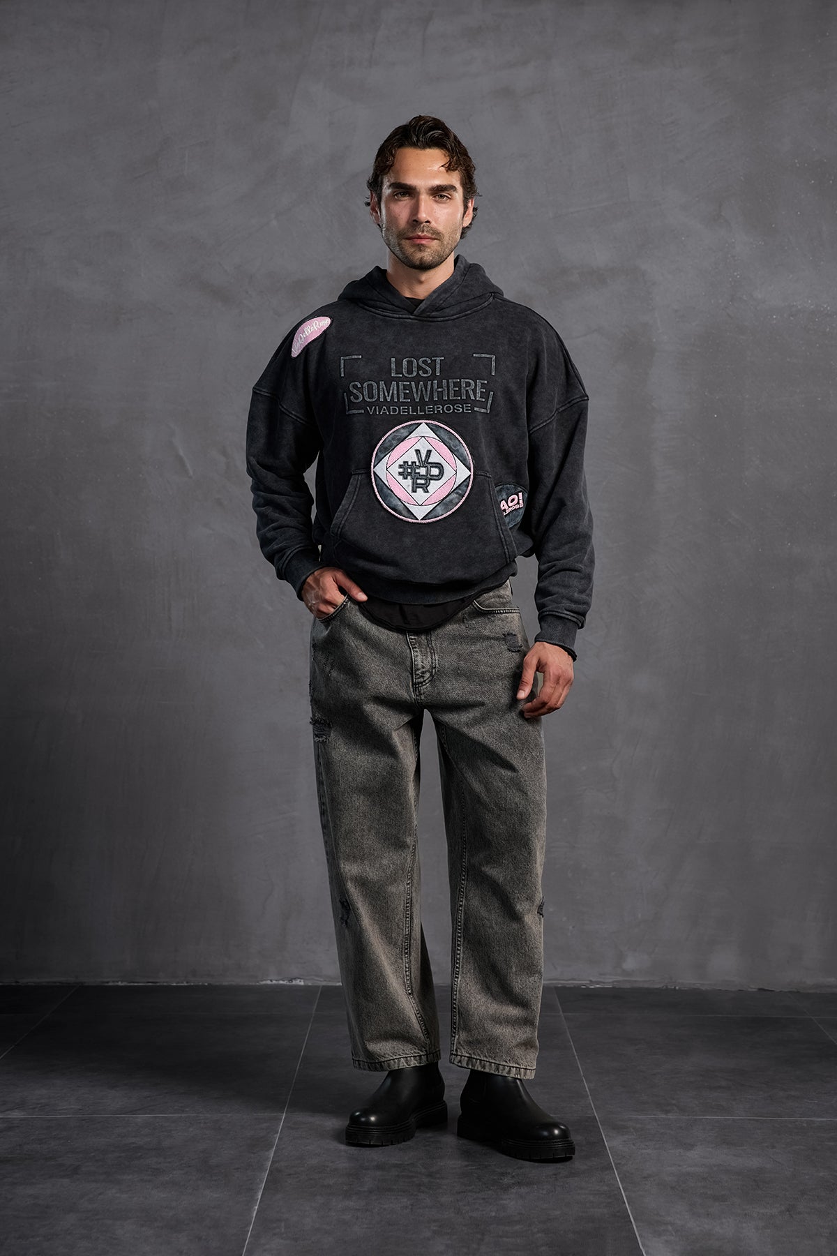 Siyah Armalı Kapüşonlu  Sweatshirt 10002