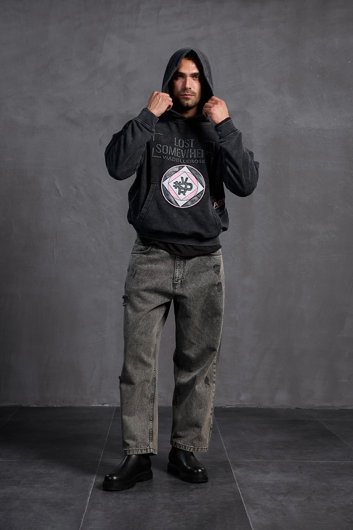 Siyah Armalı Kapüşonlu  Sweatshirt 10002