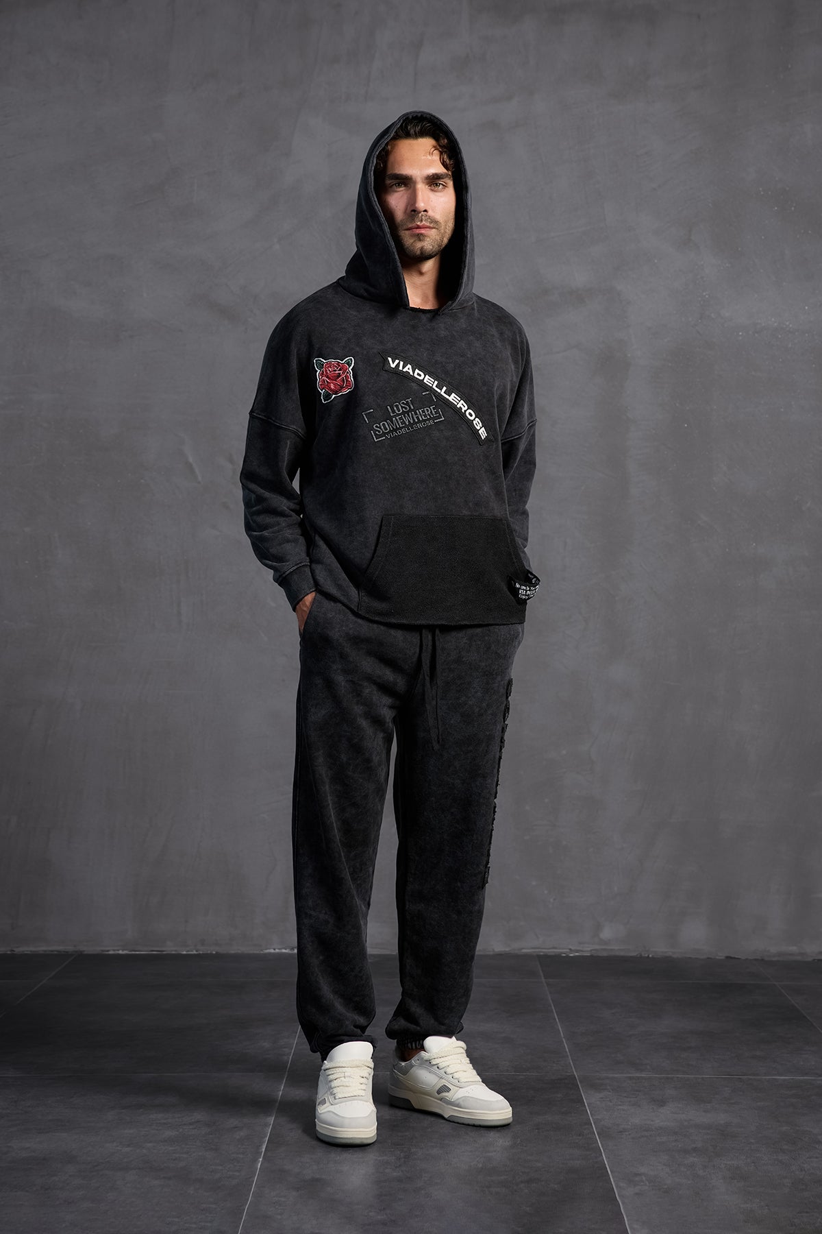 Siyah Armalı Kapüşonlu   Sweatshirt 10003