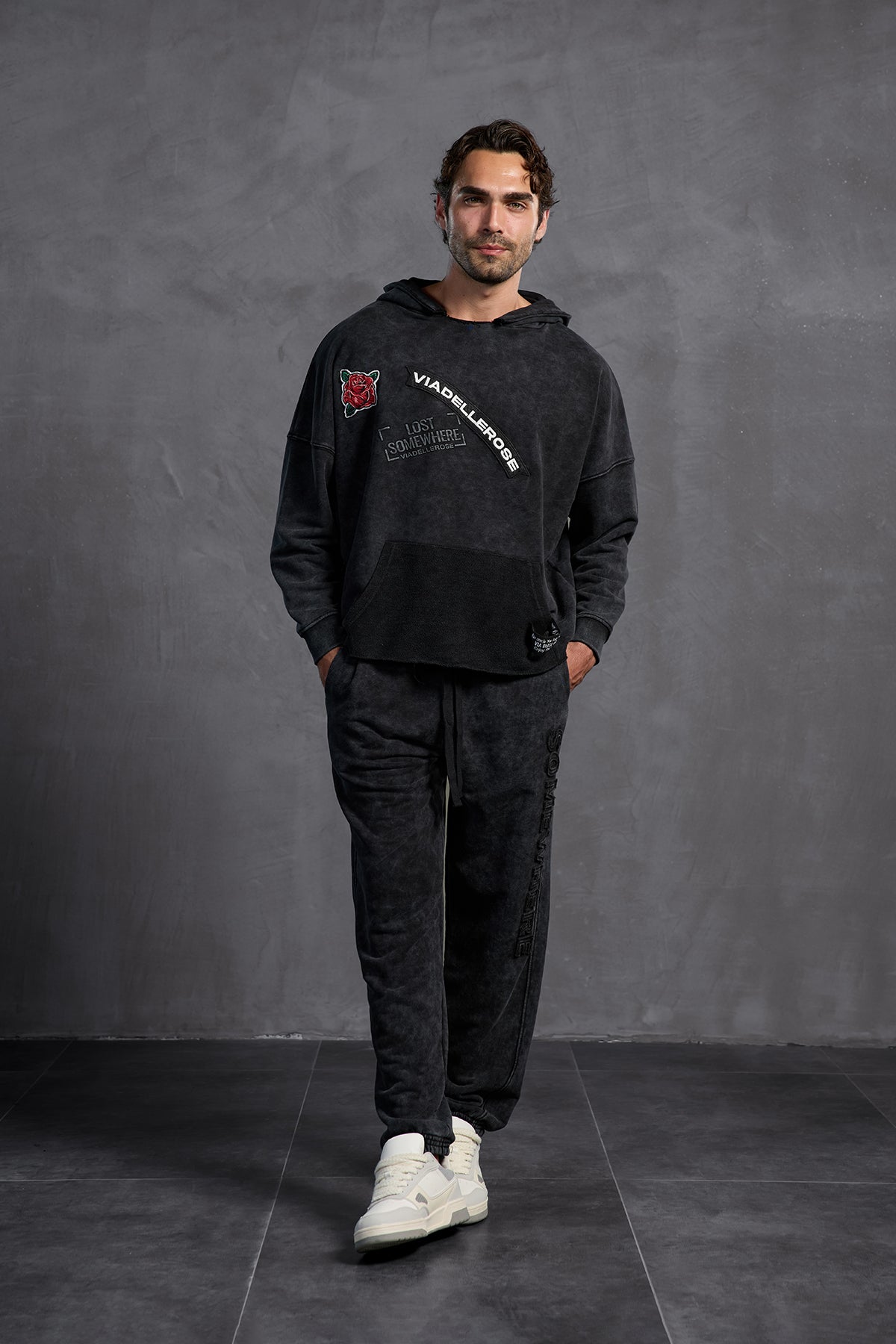 Siyah Armalı Kapüşonlu   Sweatshirt 10003