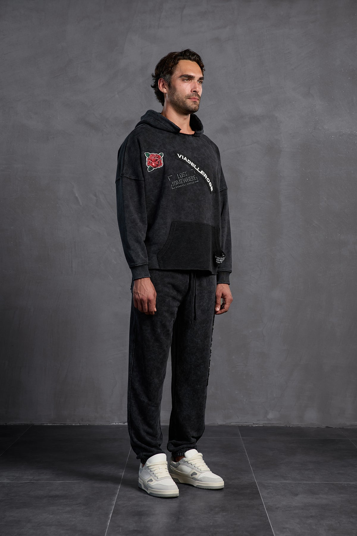Siyah Armalı Kapüşonlu   Sweatshirt 10003