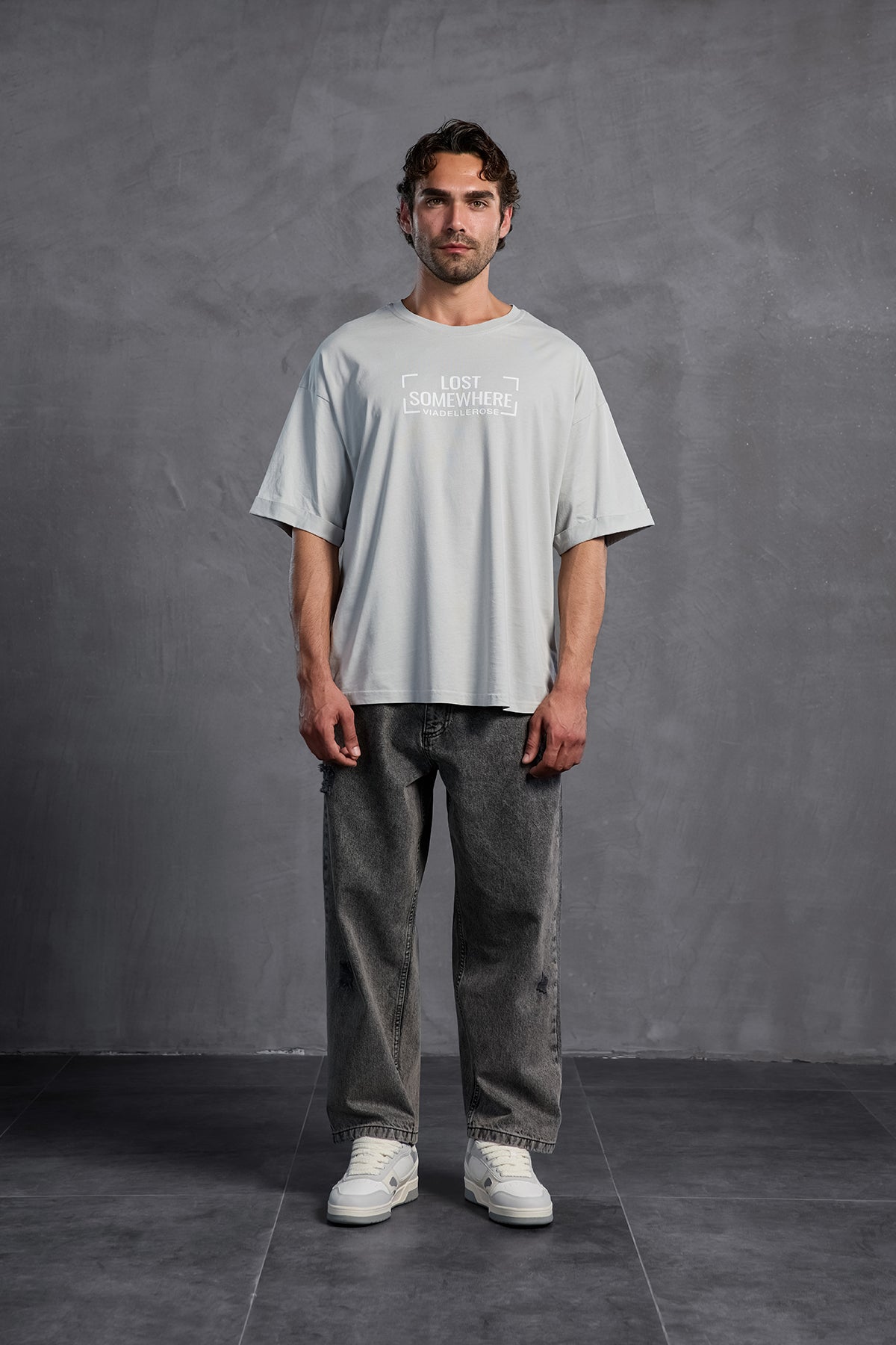 Gri Sıfır Yaka Baskılı  T-Shirt 10006