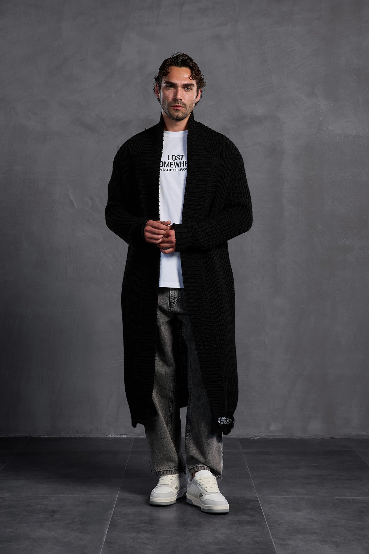 Beyaz Sıfır Yaka Baskılı  T-Shirt 10006