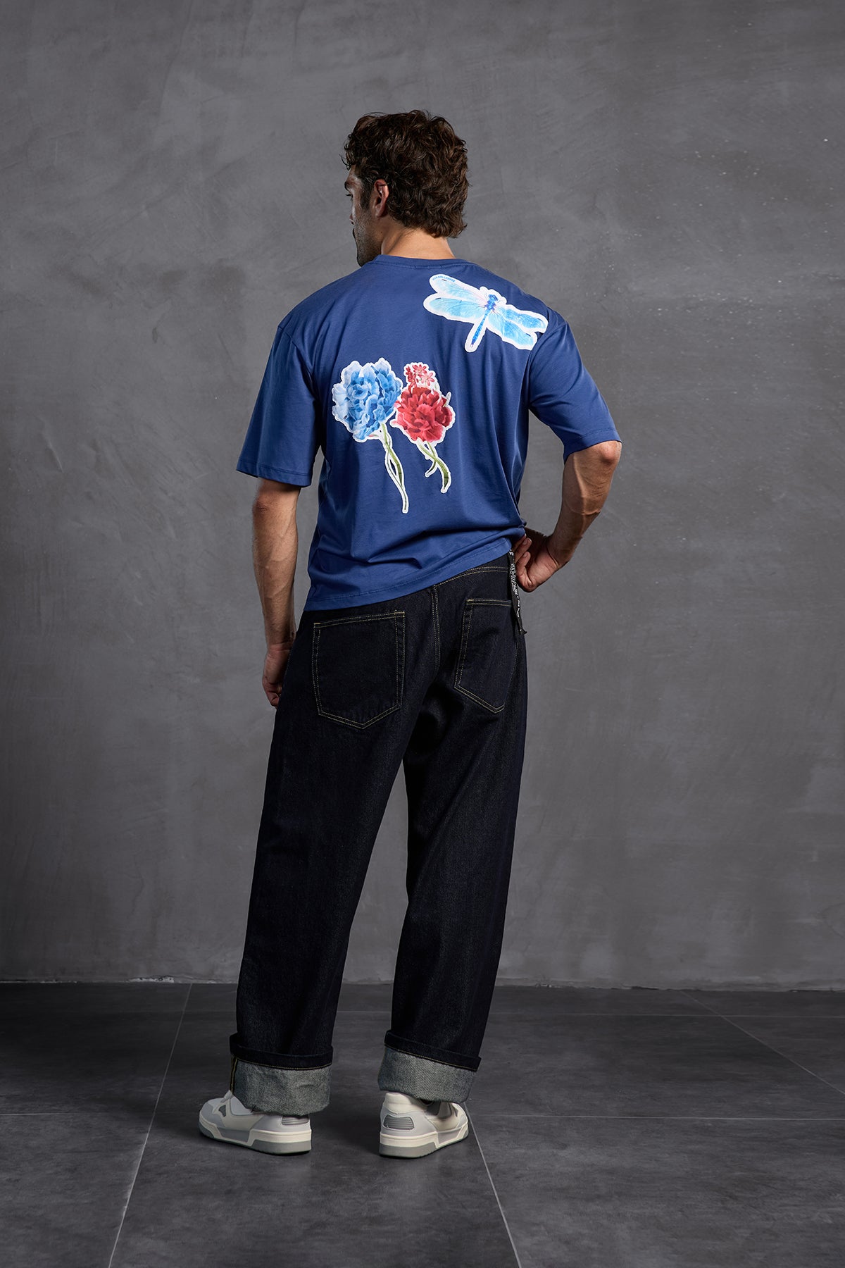 Mavi Sıfır Yaka Arkası Baskılı T-Shirt 10010