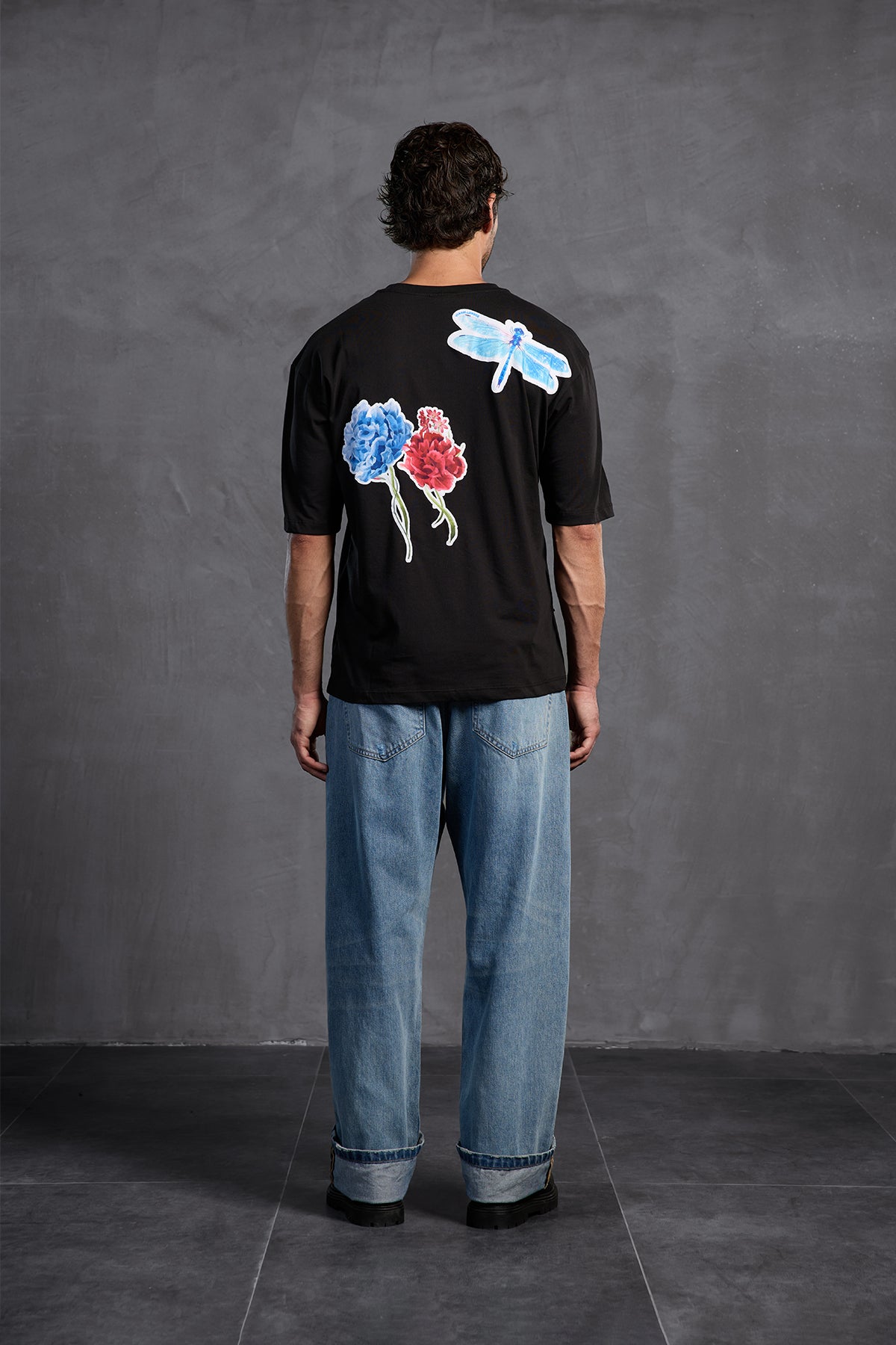 Siyah Sıfır Yaka Arkası Baskılı T-Shirt 10010