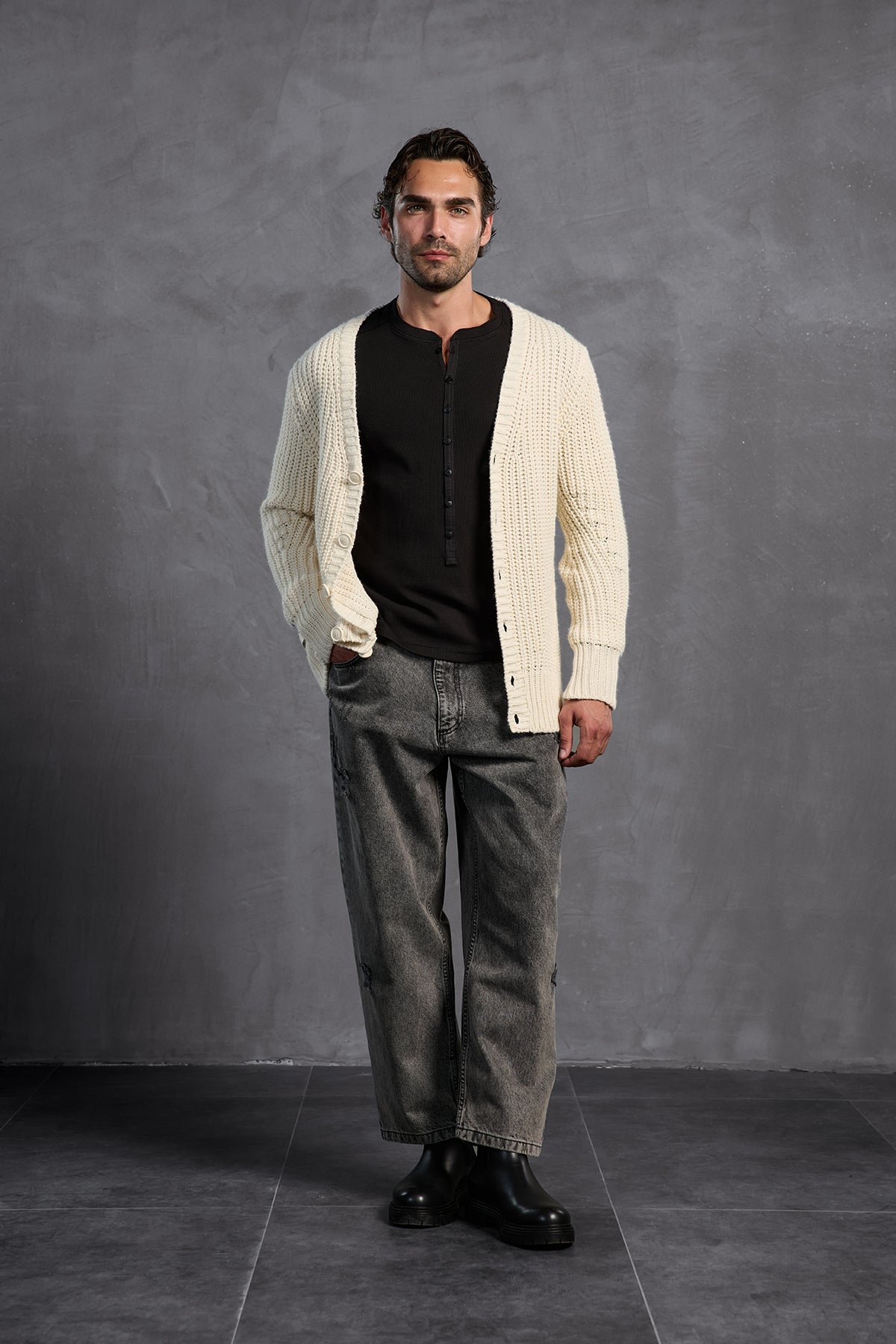 Siyah Fitilli Önü Düğmeli  T-Shirt 10025