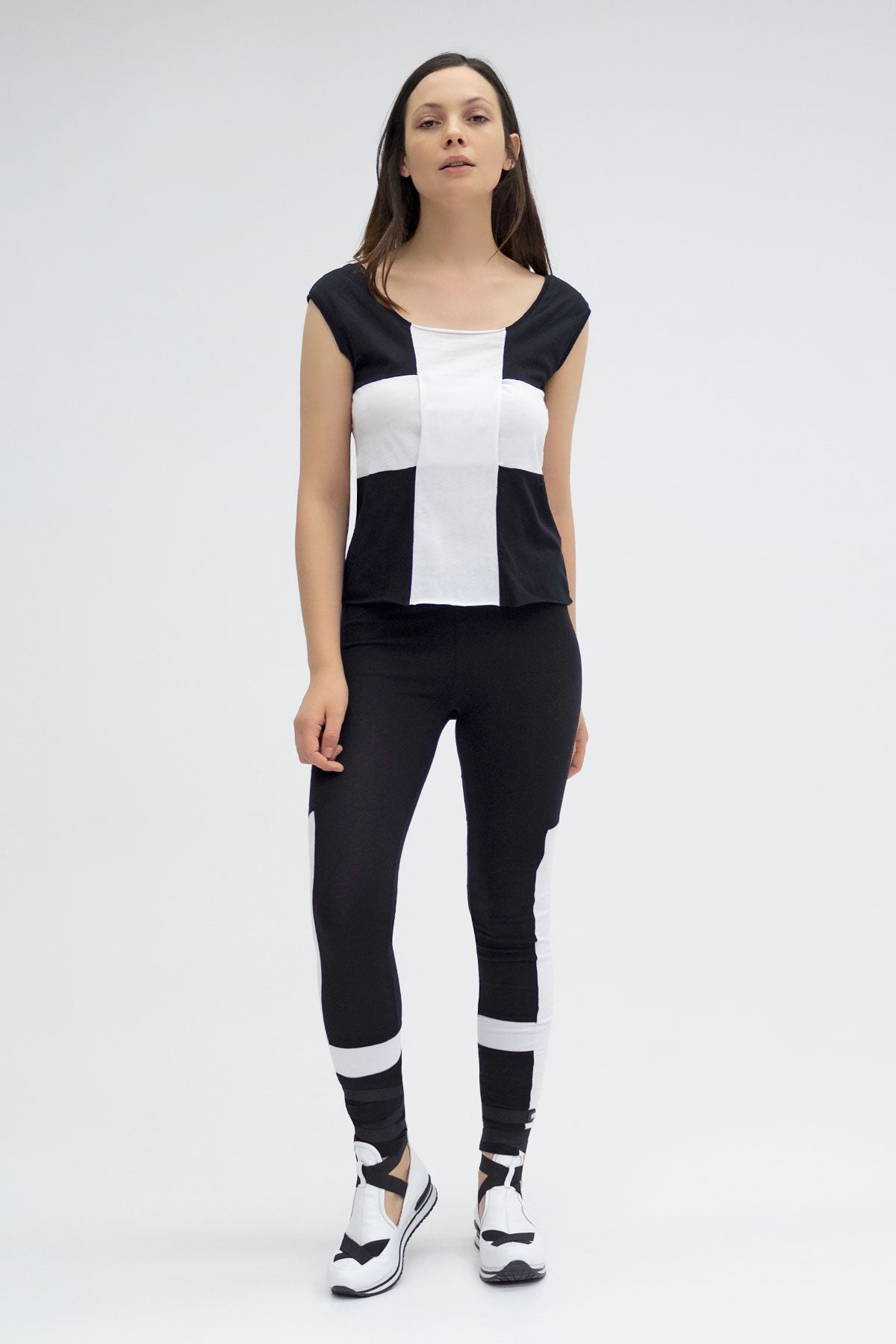 Siyah Beyaz T-shirt 3438