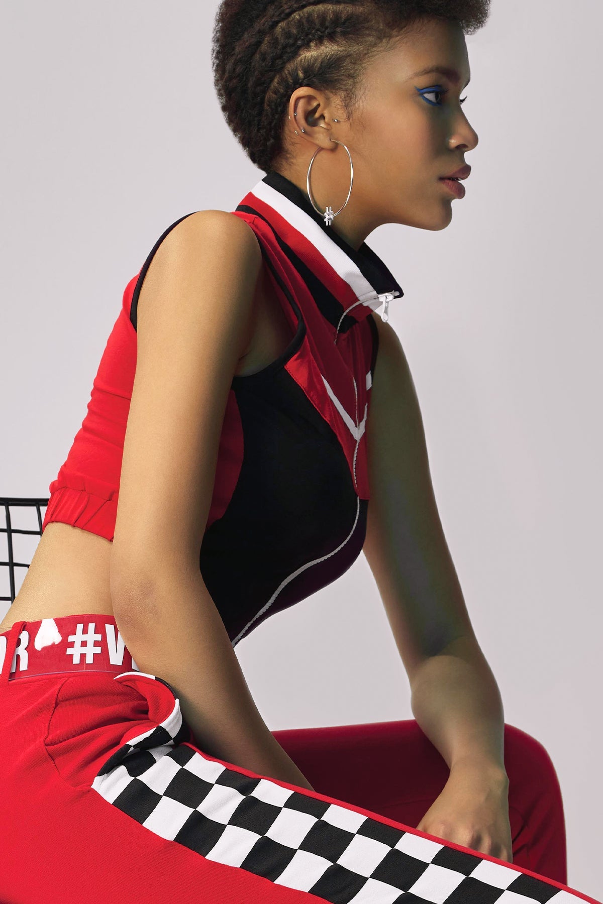 Kirmizi Siyah Büstiyer 5365