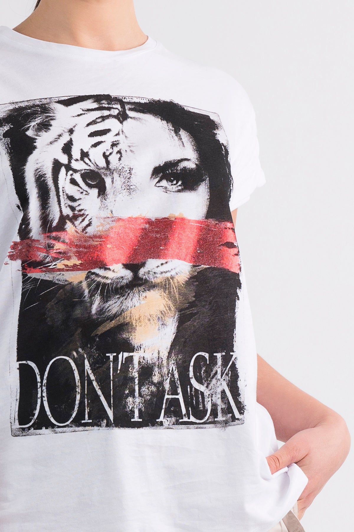 Beyaz T-shirt 7376