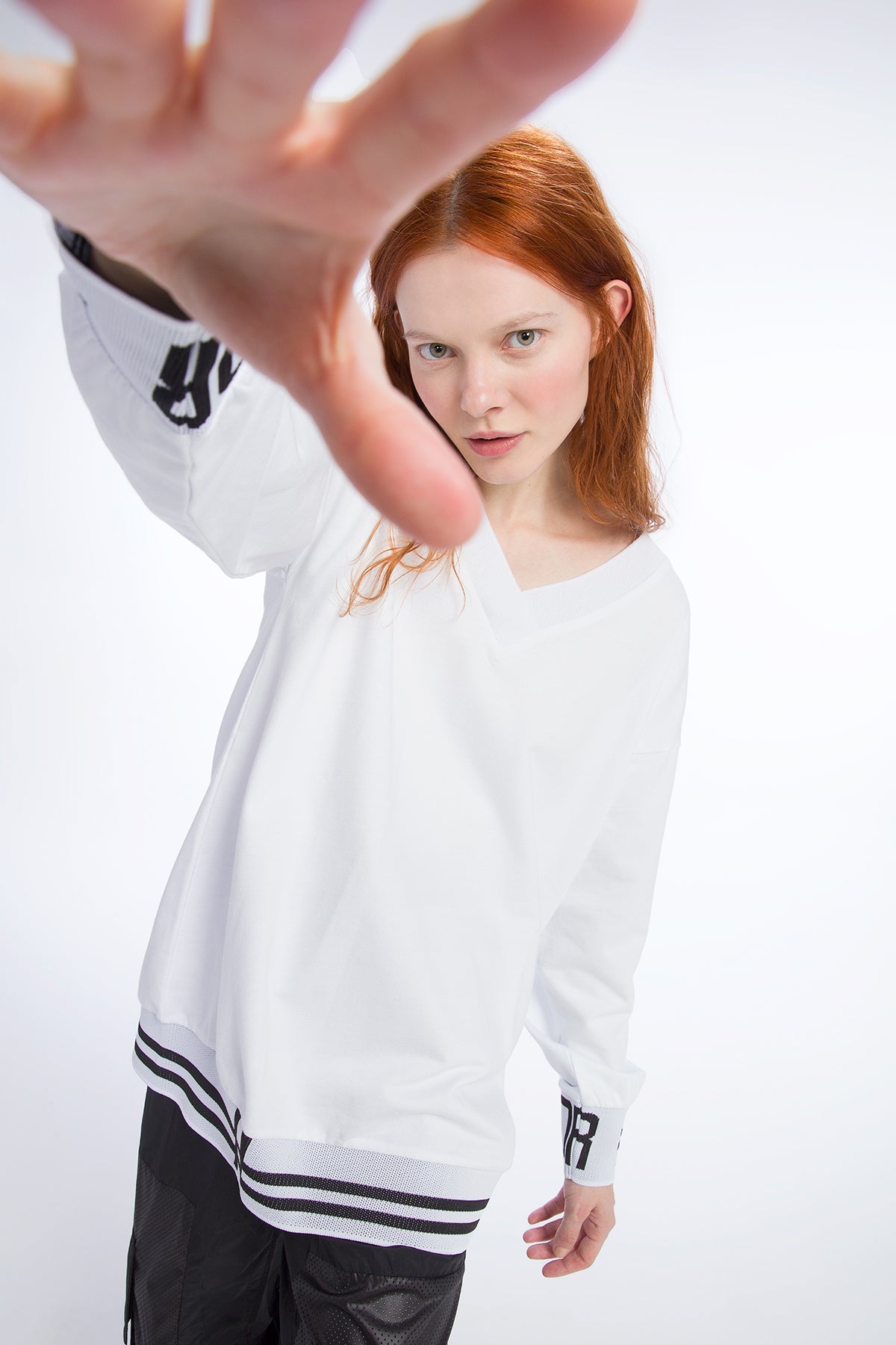Beyaz Sweatshirt 9200