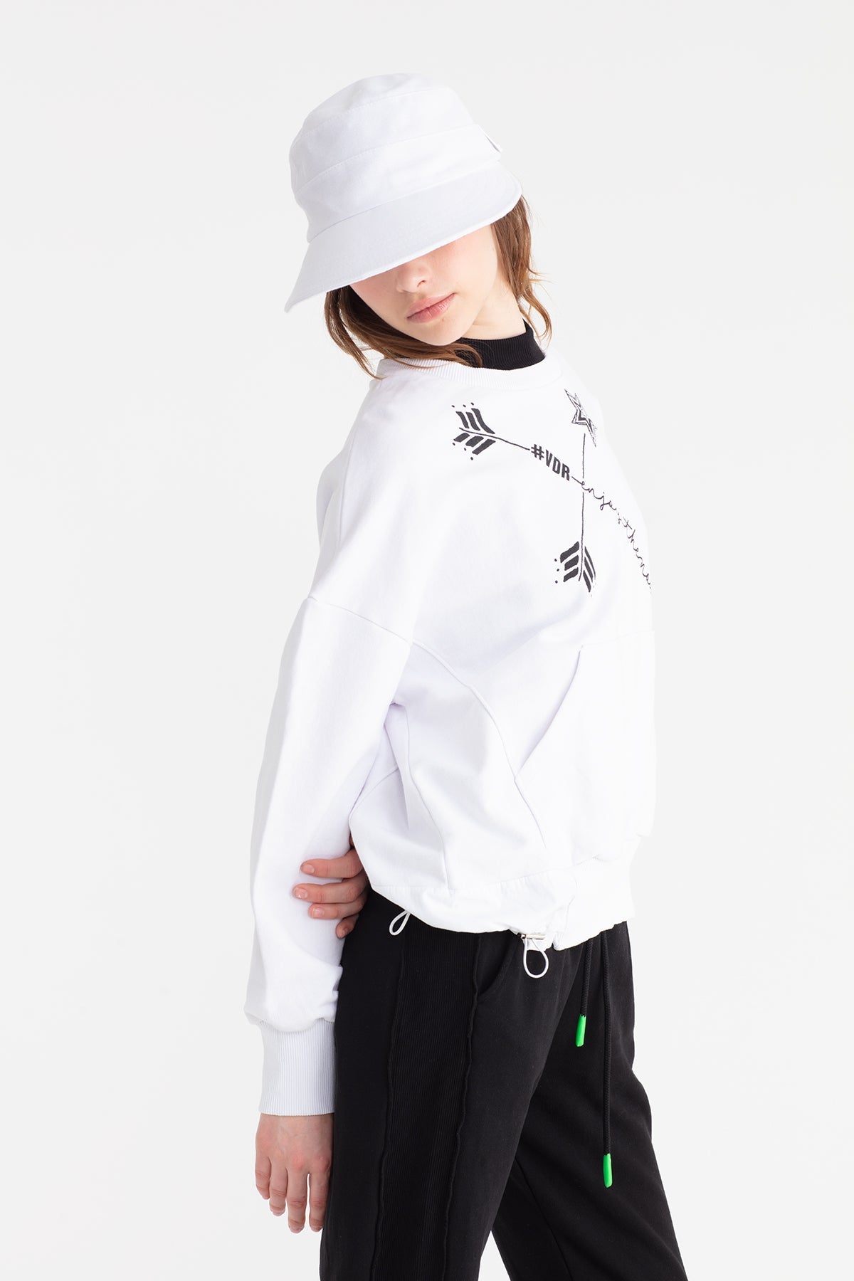 Beyaz Sweatshirt 11002