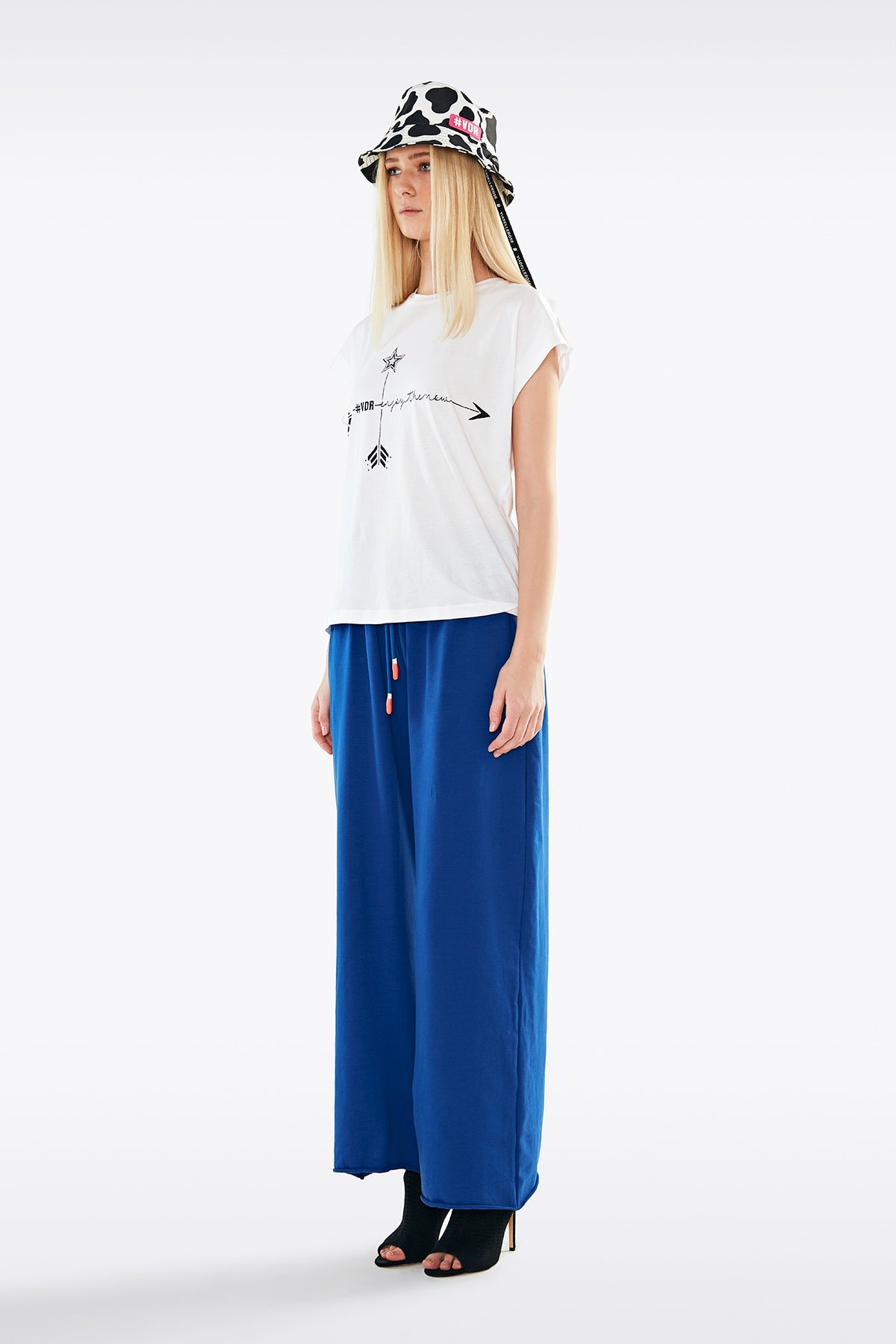 Beyaz T-shirt 11484