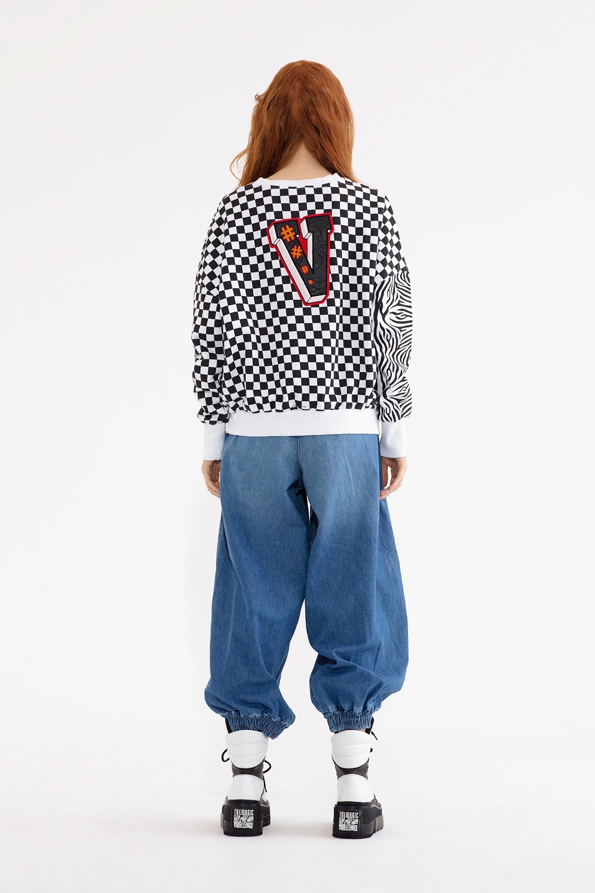 Beyaz Siyah Sweatshirt 13079