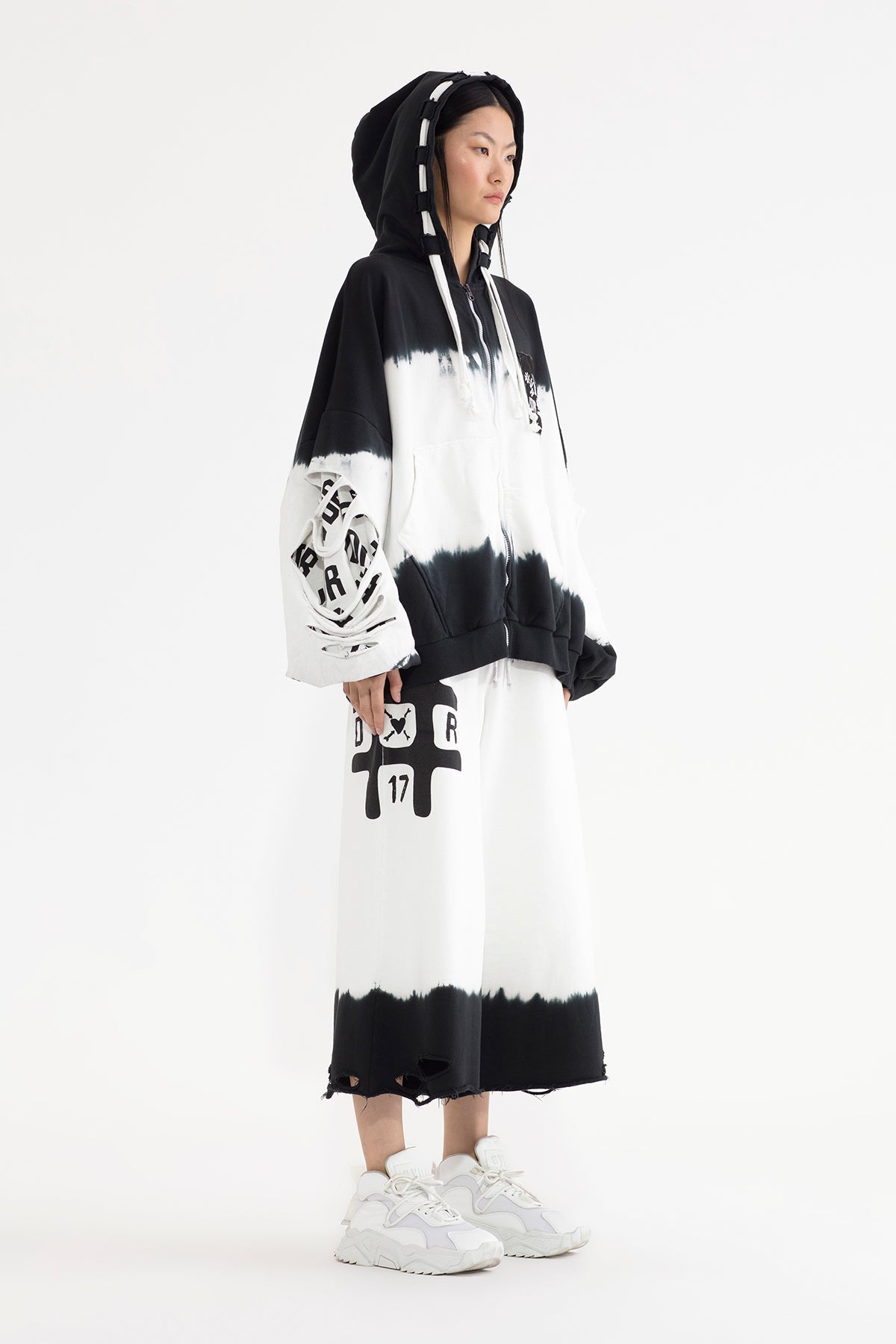 Siyah Ekru Sweatshirt 13130