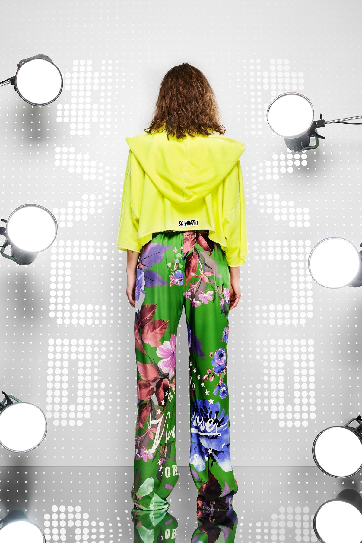 Sari Neon Sweatshirt 15156