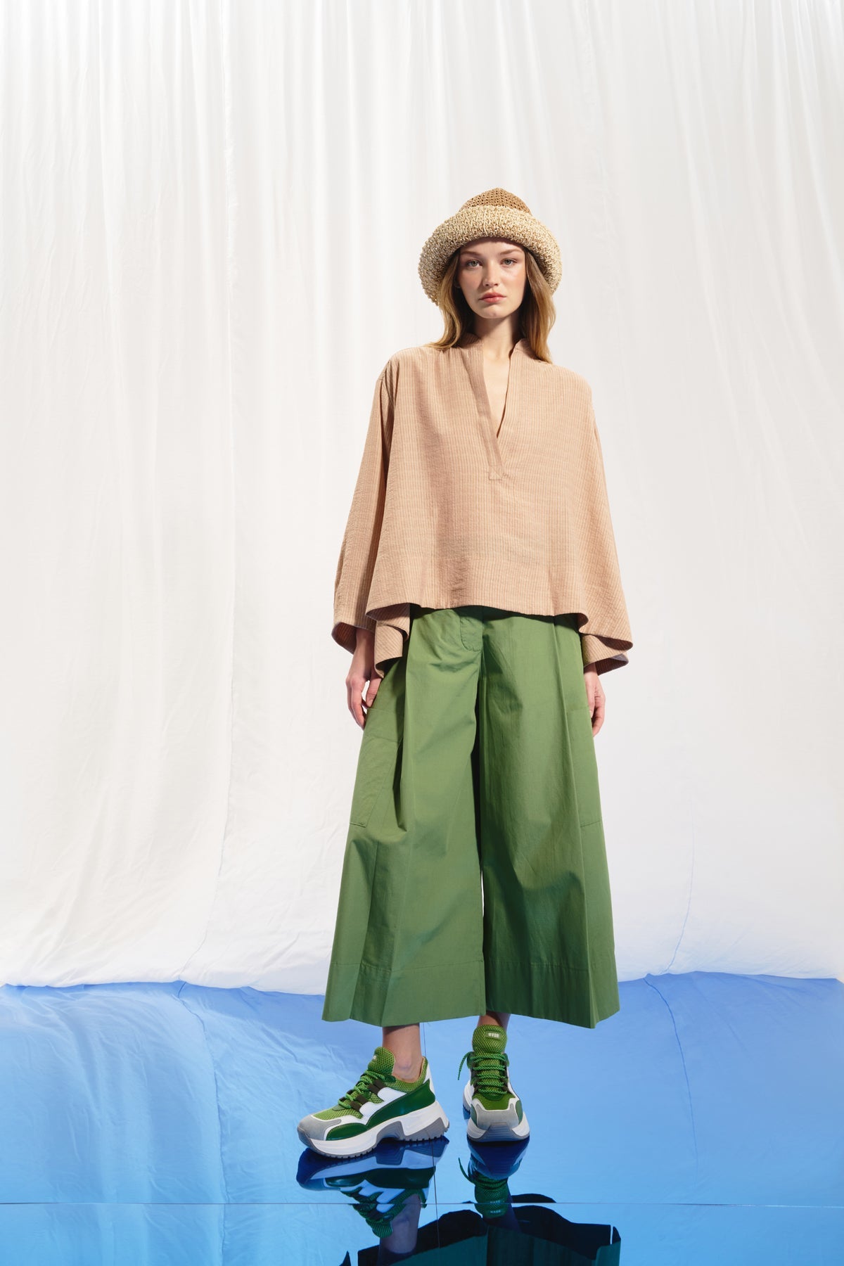 Zeytin Yesili Wide-Leg Piliseli Pantolon 17098