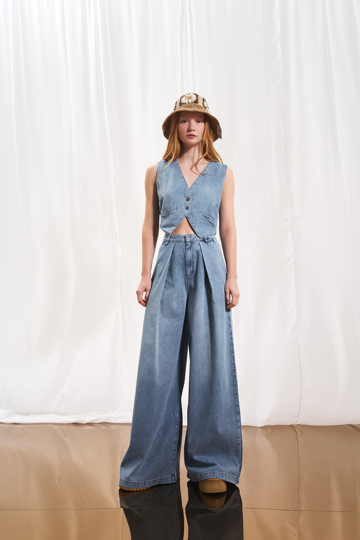 Açık Mavi Piliseli Wide-Leg Denim Pantolon 17220