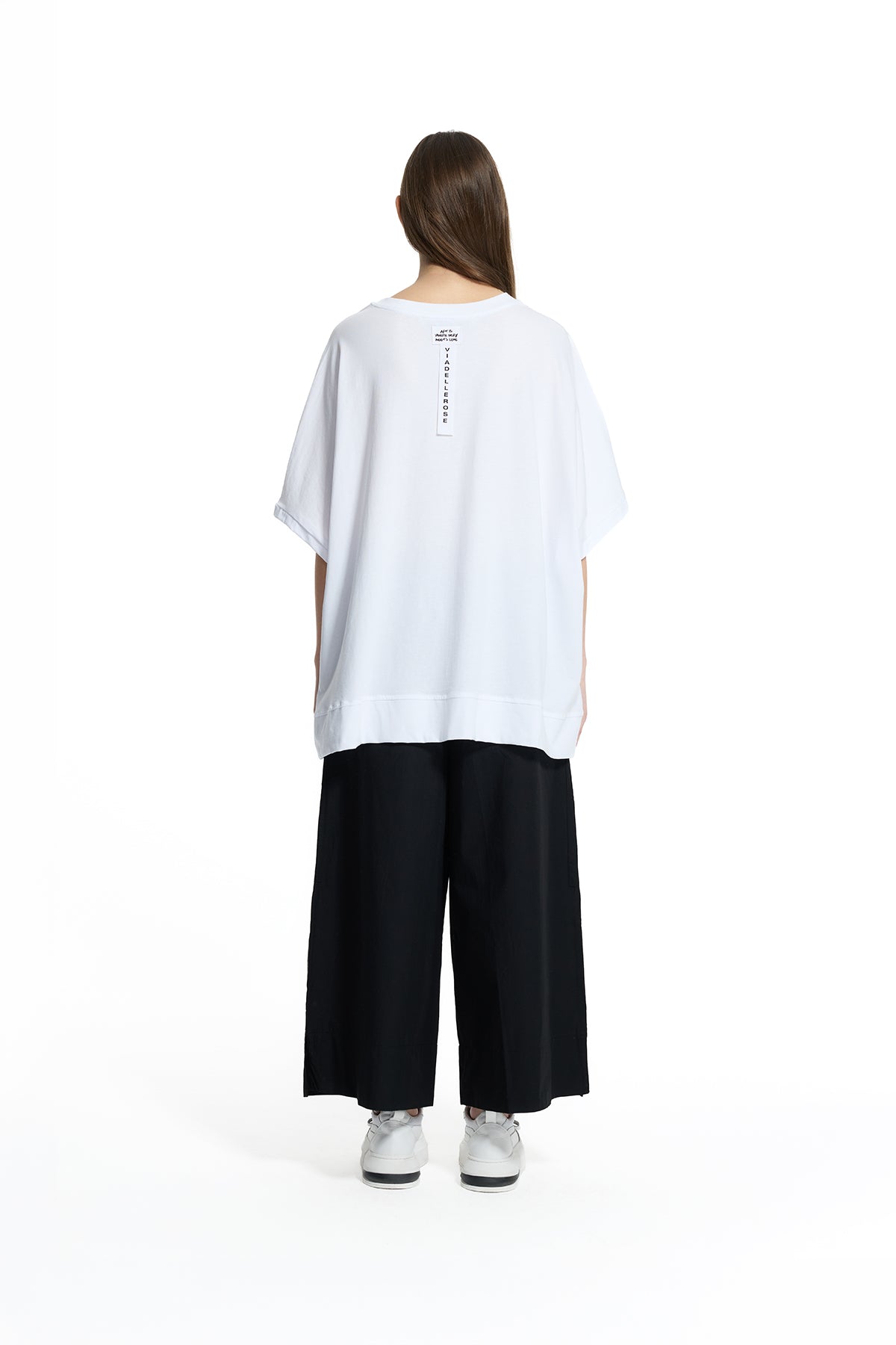 Beyaz Asimetrik Kesim Fermuar Detaylı Oversize T-Shirt 19015