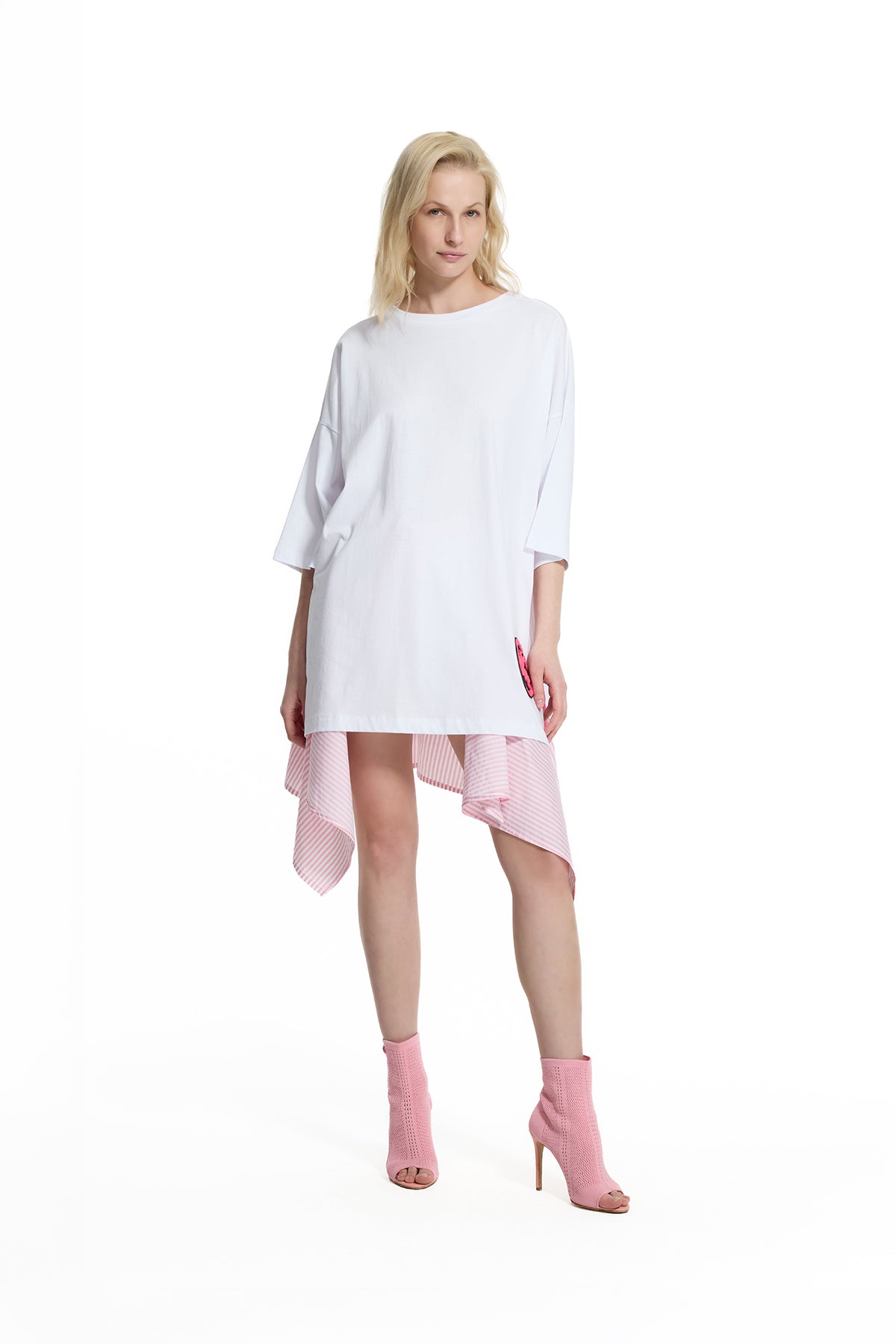 Beyaz Arkası Logo Baskılı Oversize T-Shirt 19024