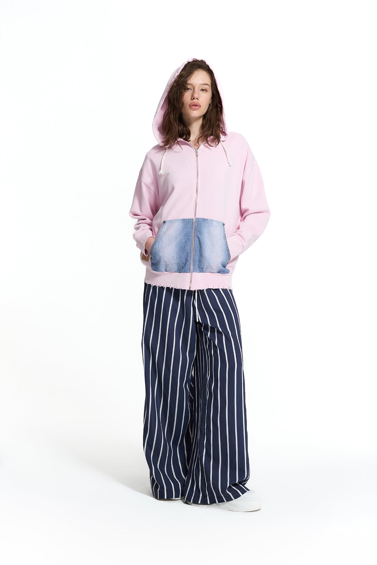 Pembe Mavi Denim Dokulu Cep Detaylı Kapüşonlu Oversize Sweatshirt 19092
