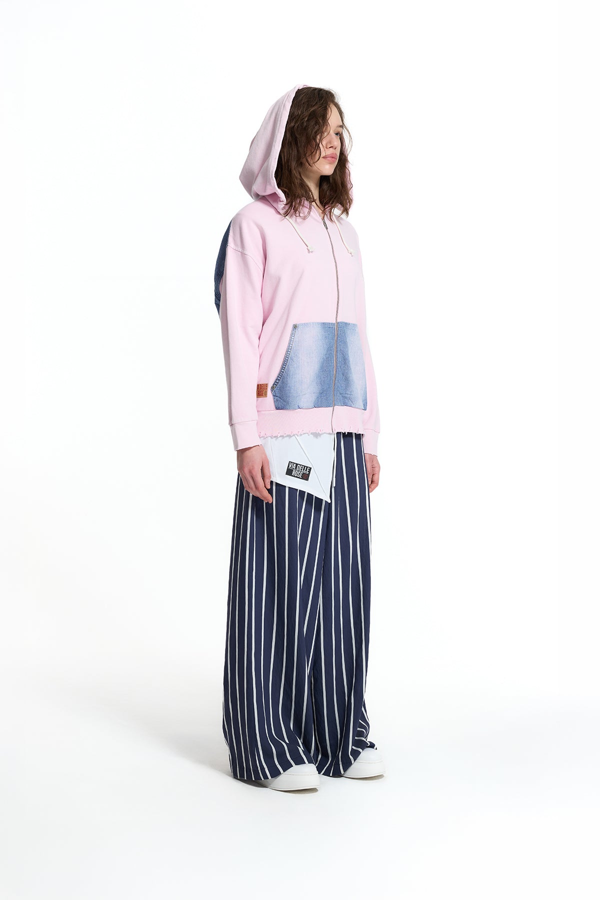 Pembe Mavi Denim Dokulu Cep Detaylı Kapüşonlu Oversize Sweatshirt 19092