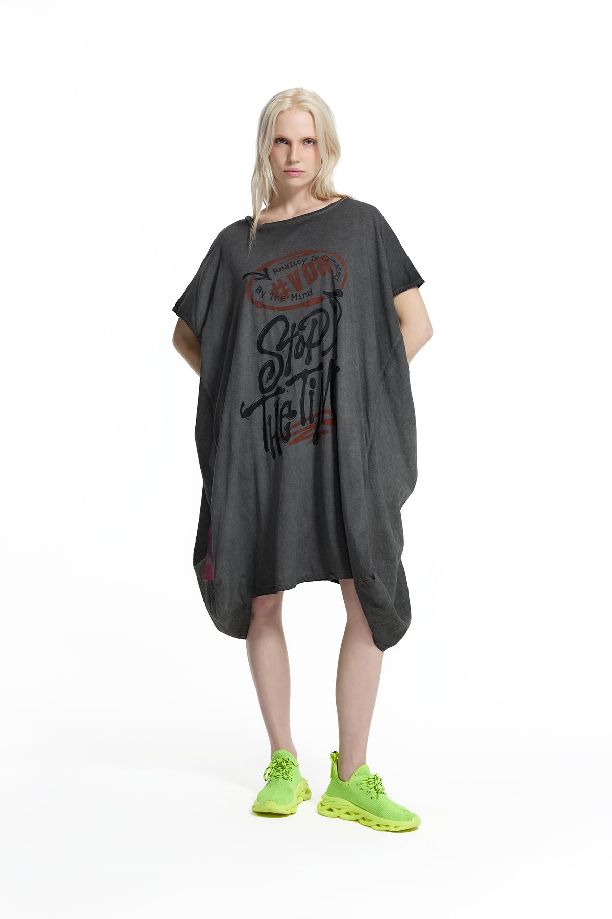 Siyah Yıkamalı Grafik İfadeli Oversize T-Shirt Elbise 19095