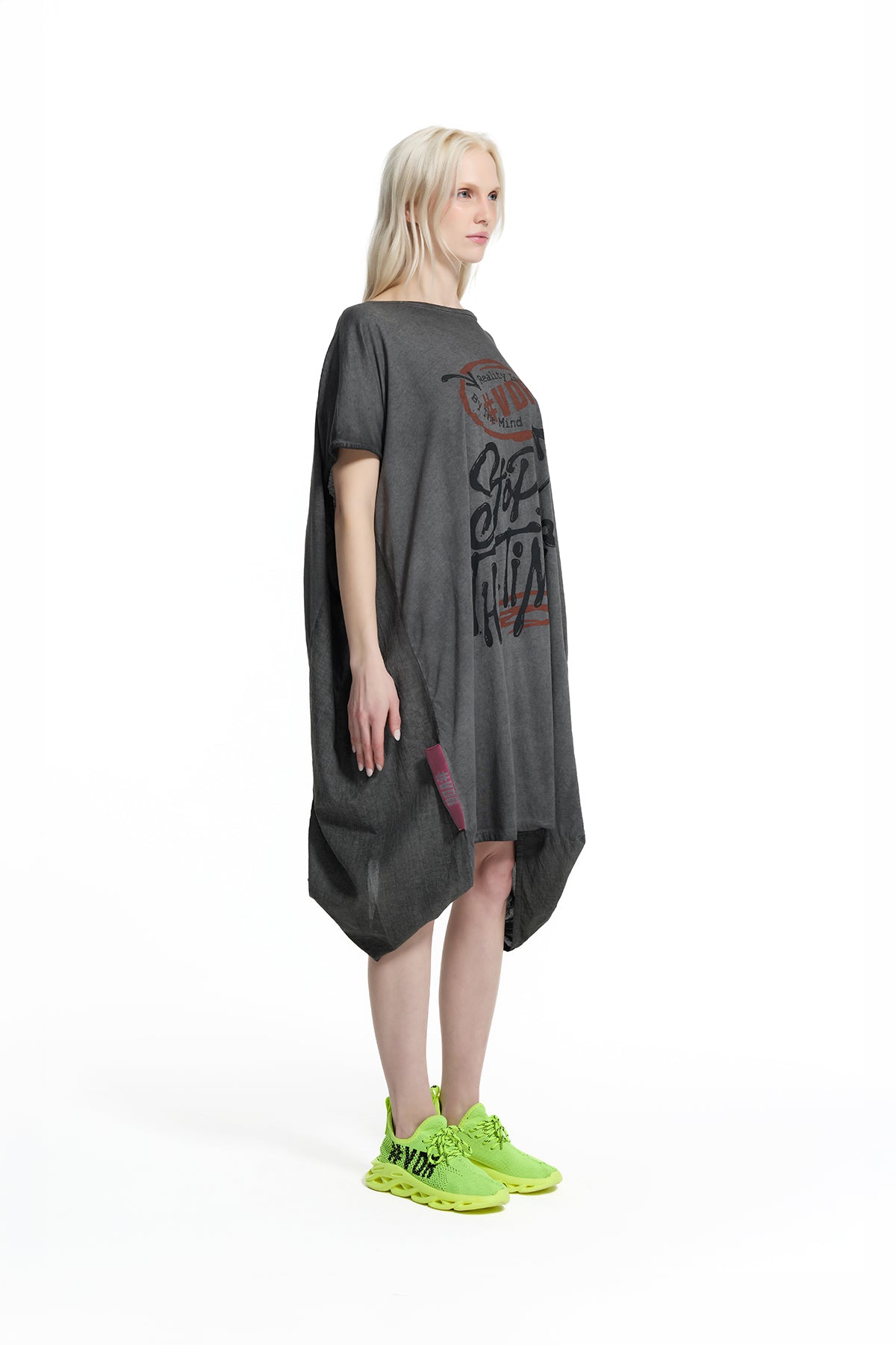 Siyah Yıkamalı Grafik İfadeli Oversize T-Shirt Elbise 19095