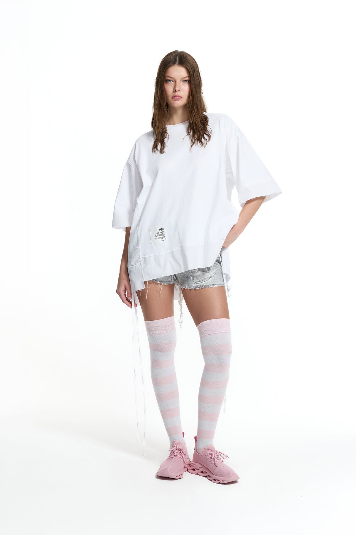 Beyaz Bağcık Detaylı Oversize Tunik 19105