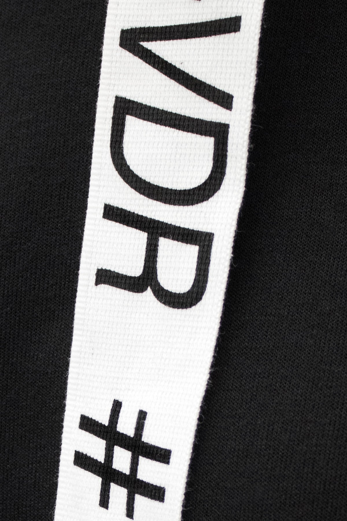 Siyah Beyaz Sweatshirt 6060