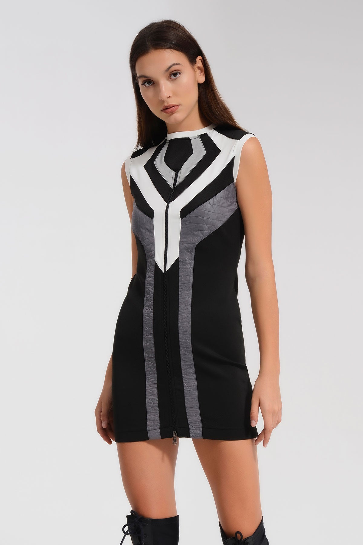 Siyah Elbise 8255