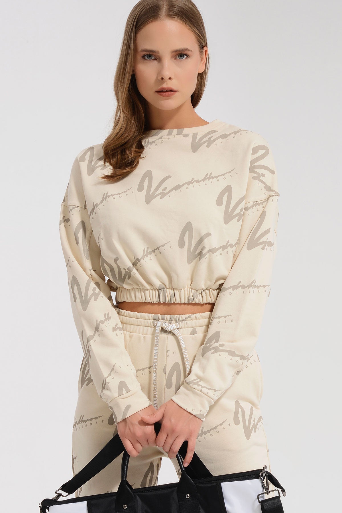 Bej Sweatshirt 8407