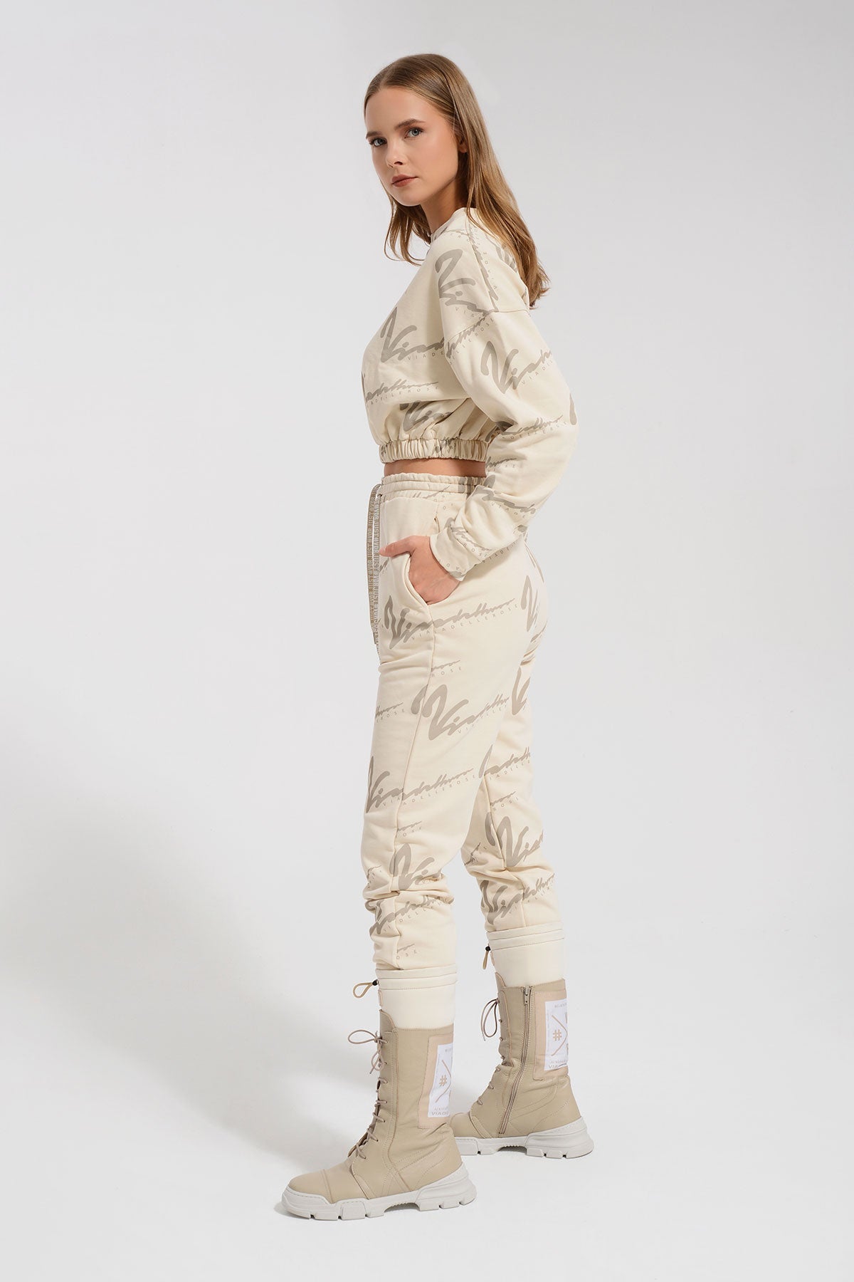 Bej Sweatshirt 8407
