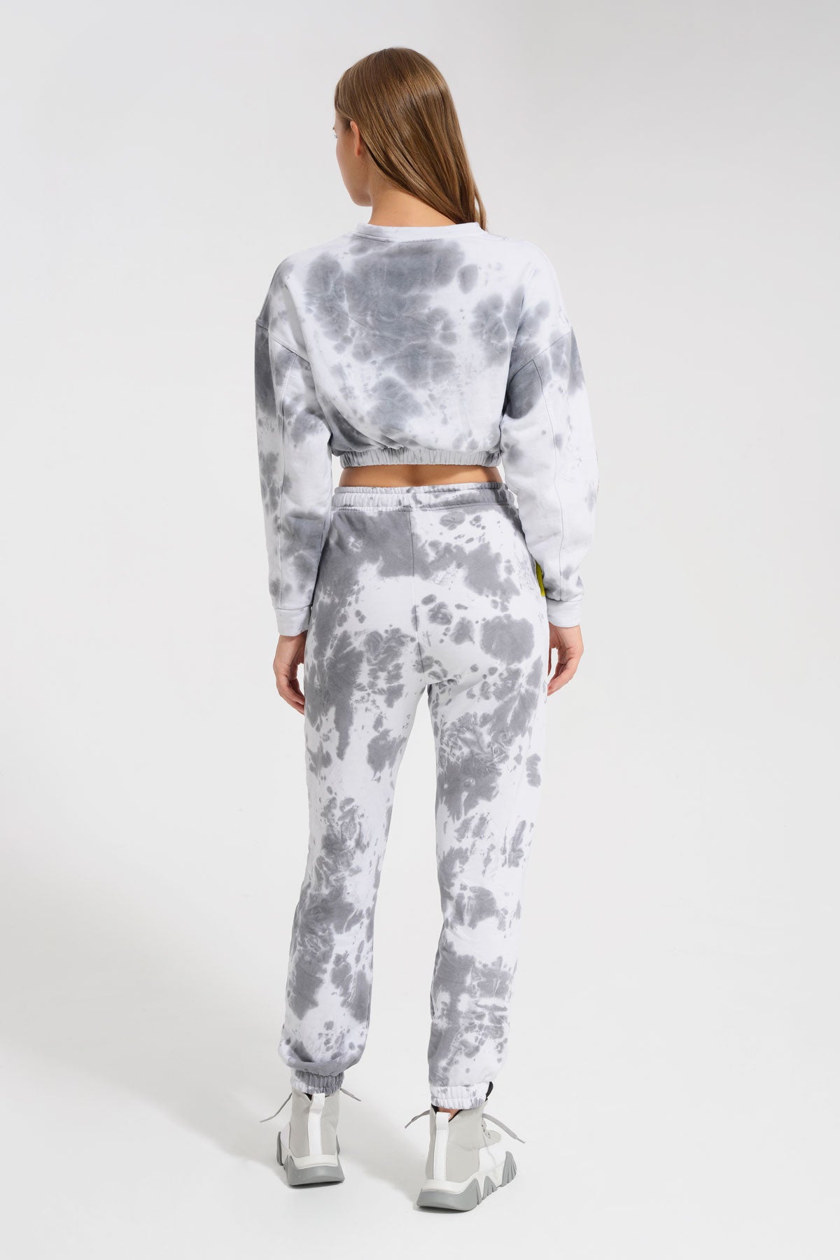 Batik Siyah Sweatshirt 8437
