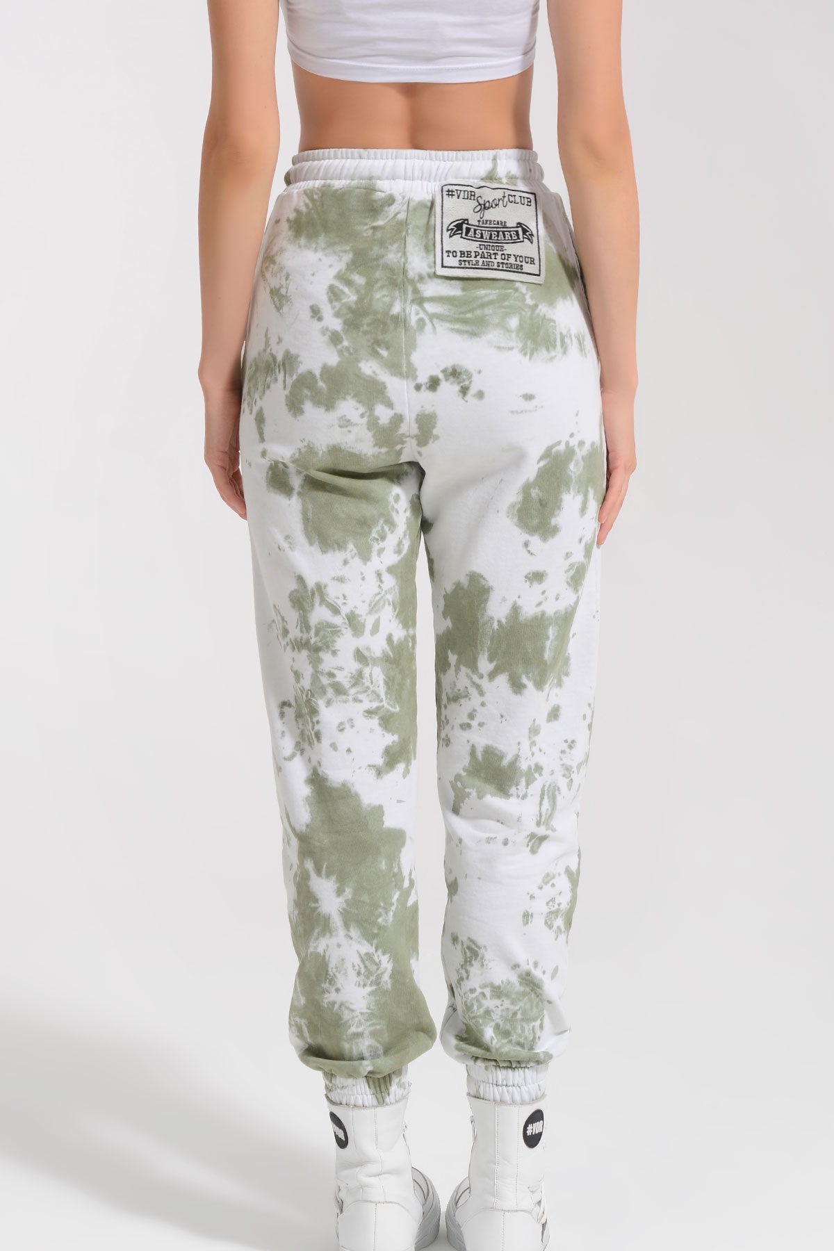 Batik Kaki Pantolon 8438